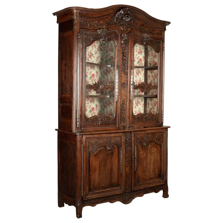 18th c. Normandy Buffet &agrave; Deux Corps
Oak,
#frenchantiques
#antiqueforsale
#countryfrenchantiques
#countryfrenchdecor
#frenchprovincialfurniture 
#winterparkflorida 
#floridadesigner