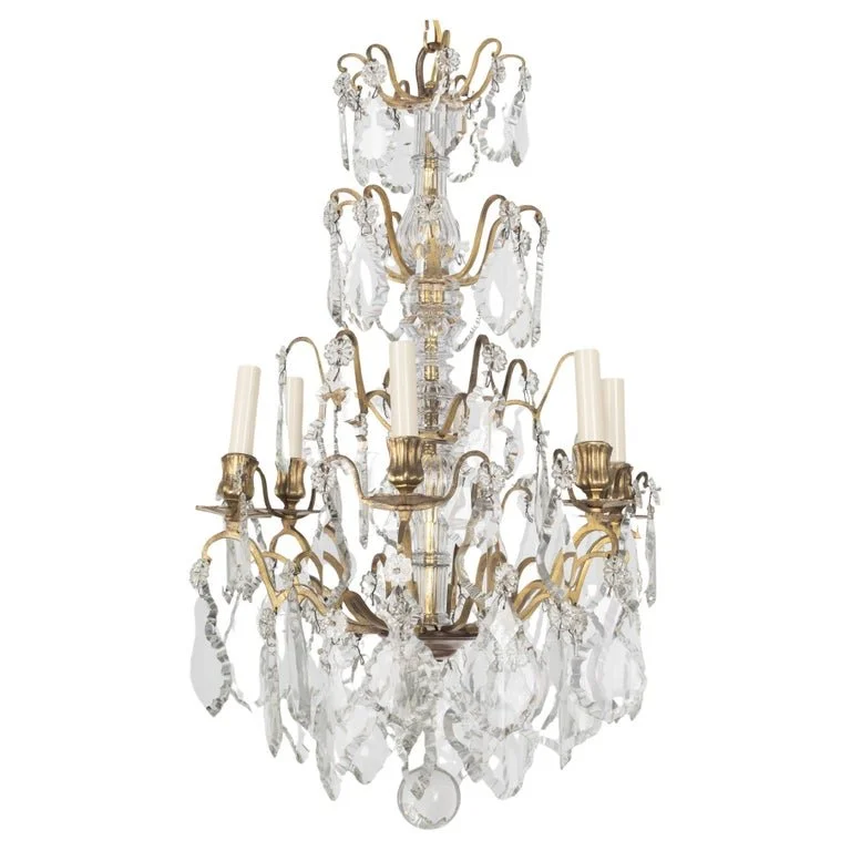 Louis XV Style chandelier 
#frenchantiques
#antiquelighting
#antiquechandelier #frenchdecor
#fancychandelier
#vintageantiques