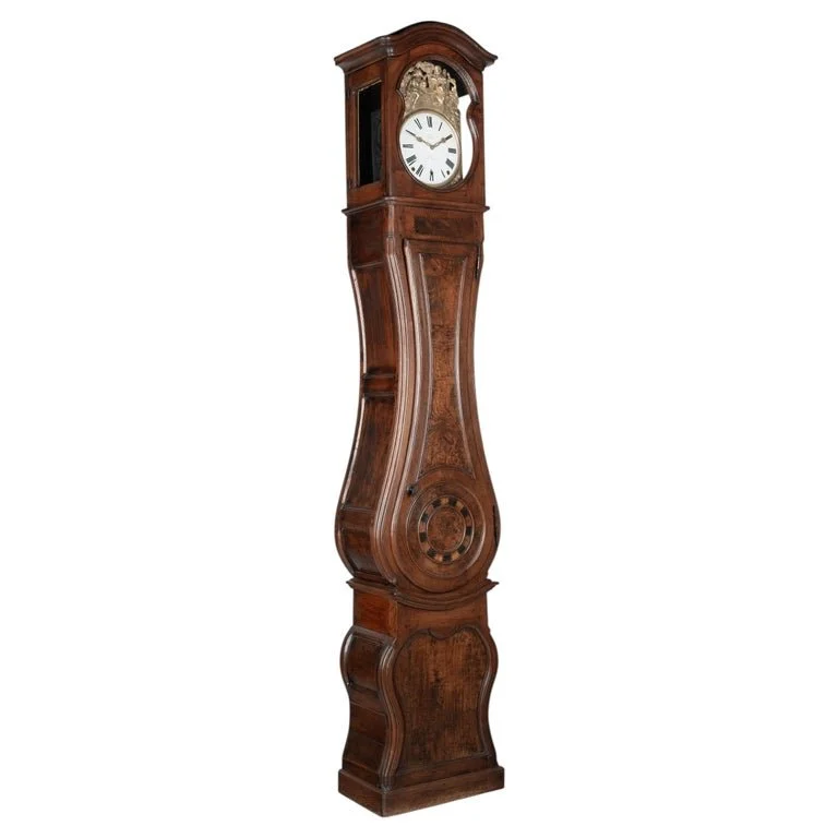 French Tall Case Clock, walnut case and Morbier mouvement
#frenchantiques #countryfrenchatinques
#antiquesclocks
#morbierclock