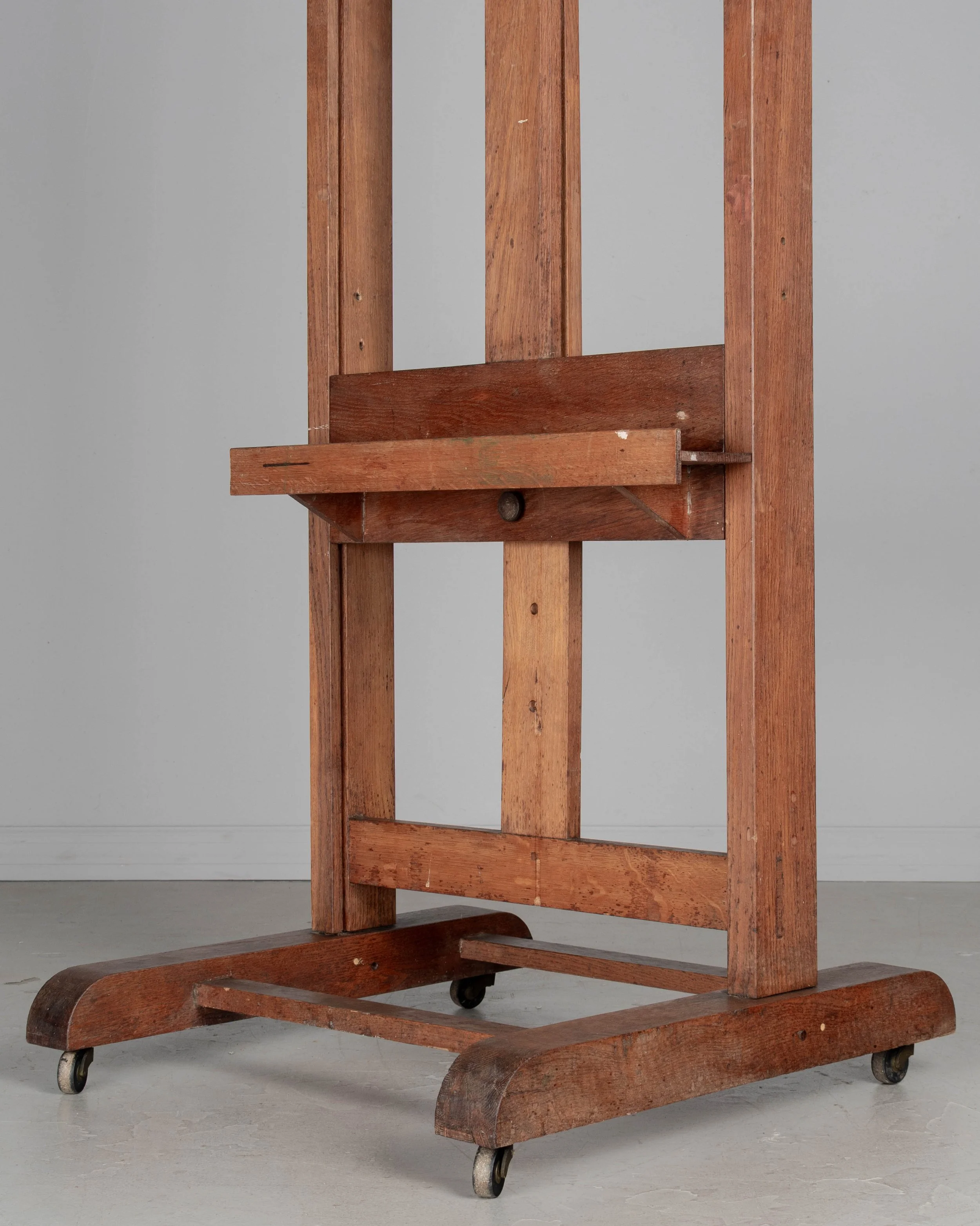 Adjustable French Oak Painter's Easel, Circa 1900s