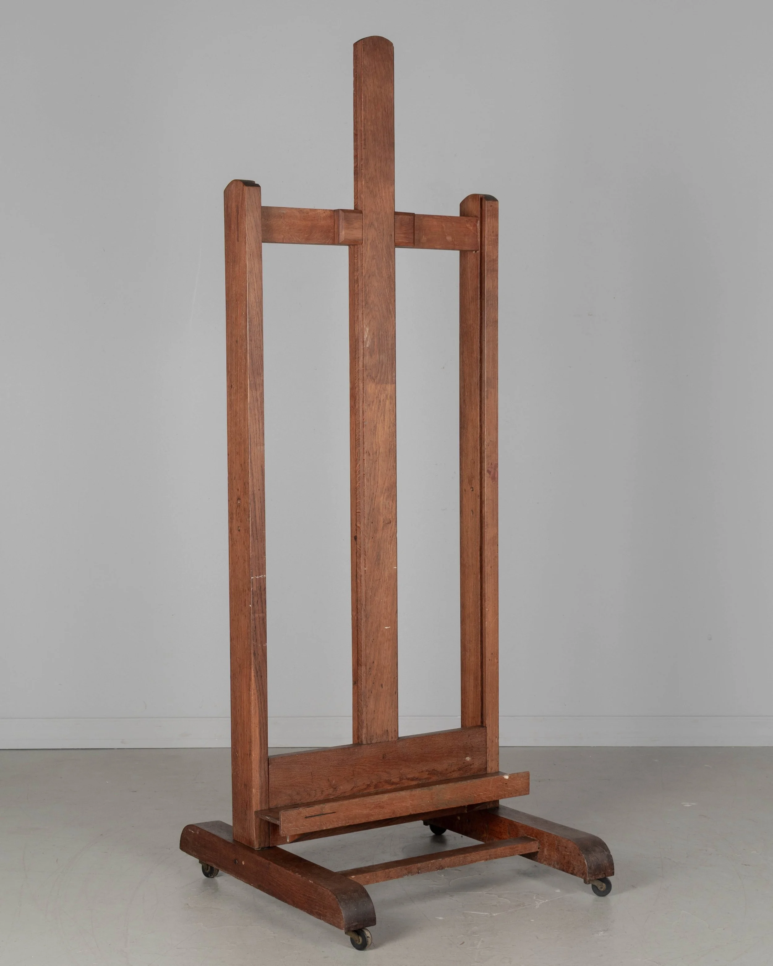 Adjustable French Oak Painter's Easel, Circa 1900s