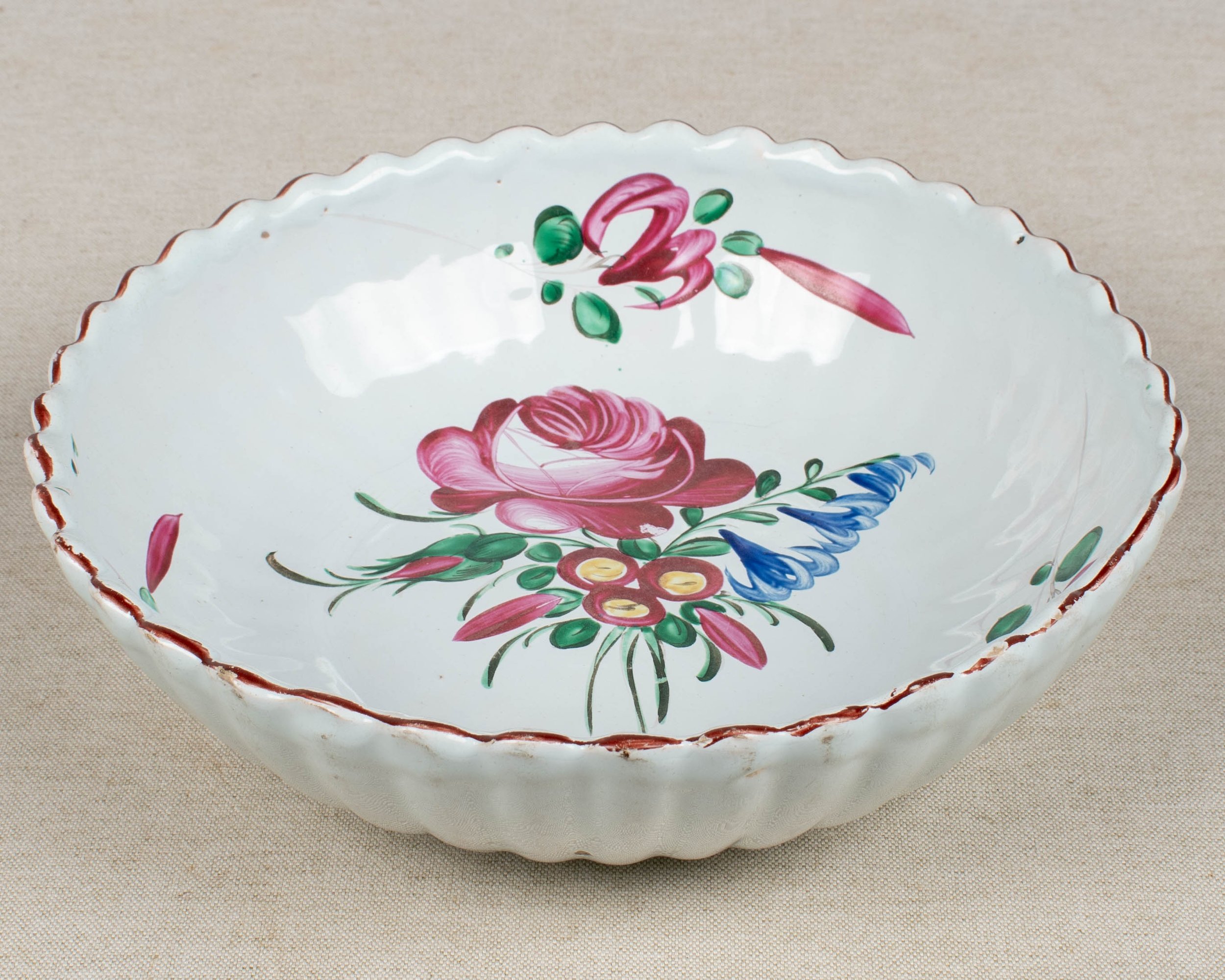 19th Century French Lunéville Saint Clément Faience Bowl