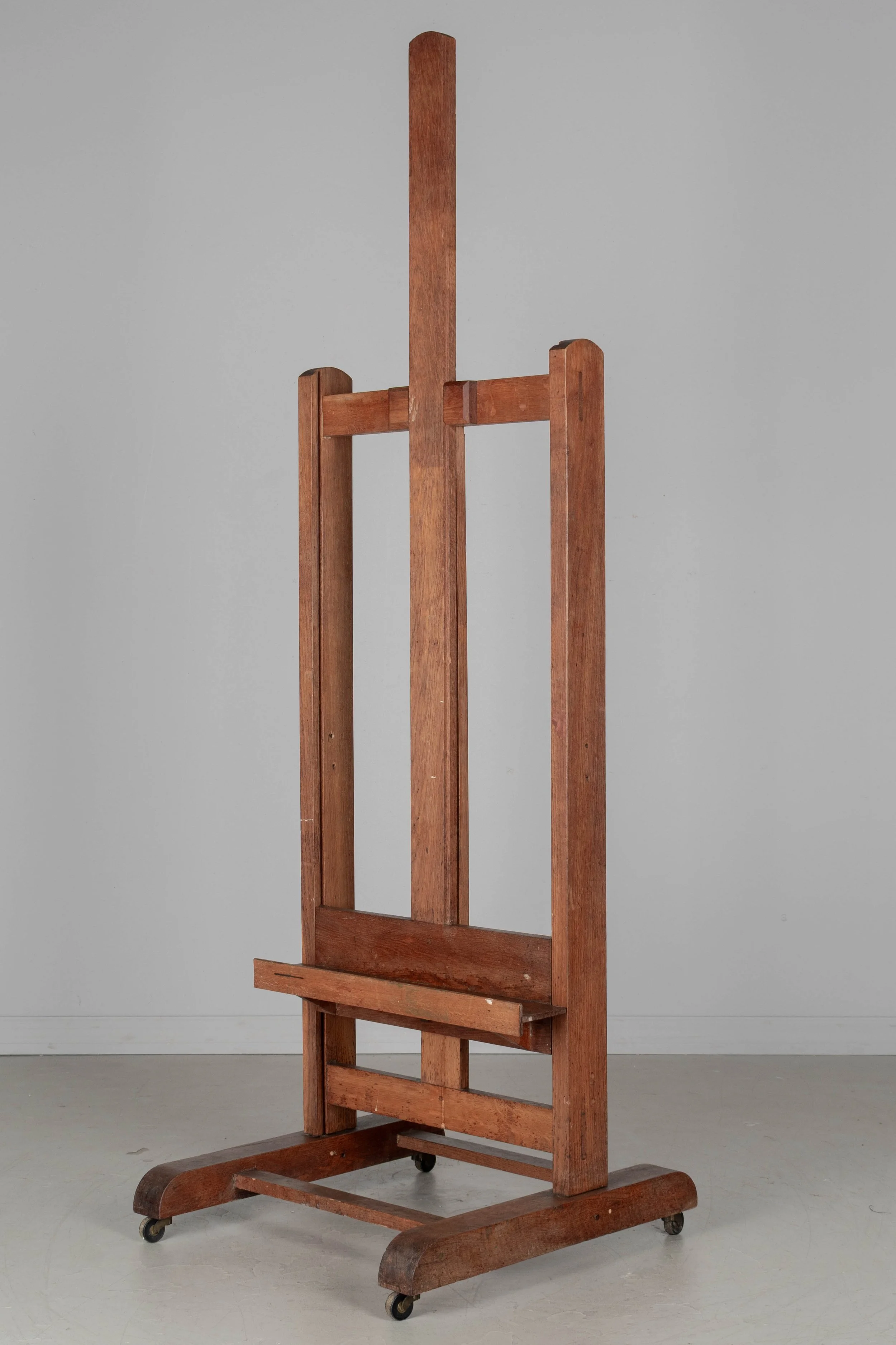 Adjustable French Oak Painter's Easel, Circa 1900s