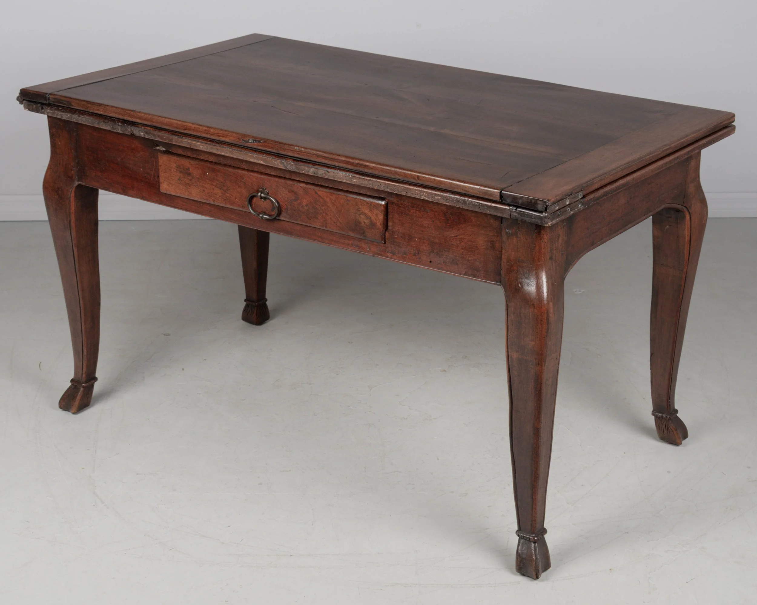 19th Century Italian Portefeuille  or fip top Walnut Dining Table