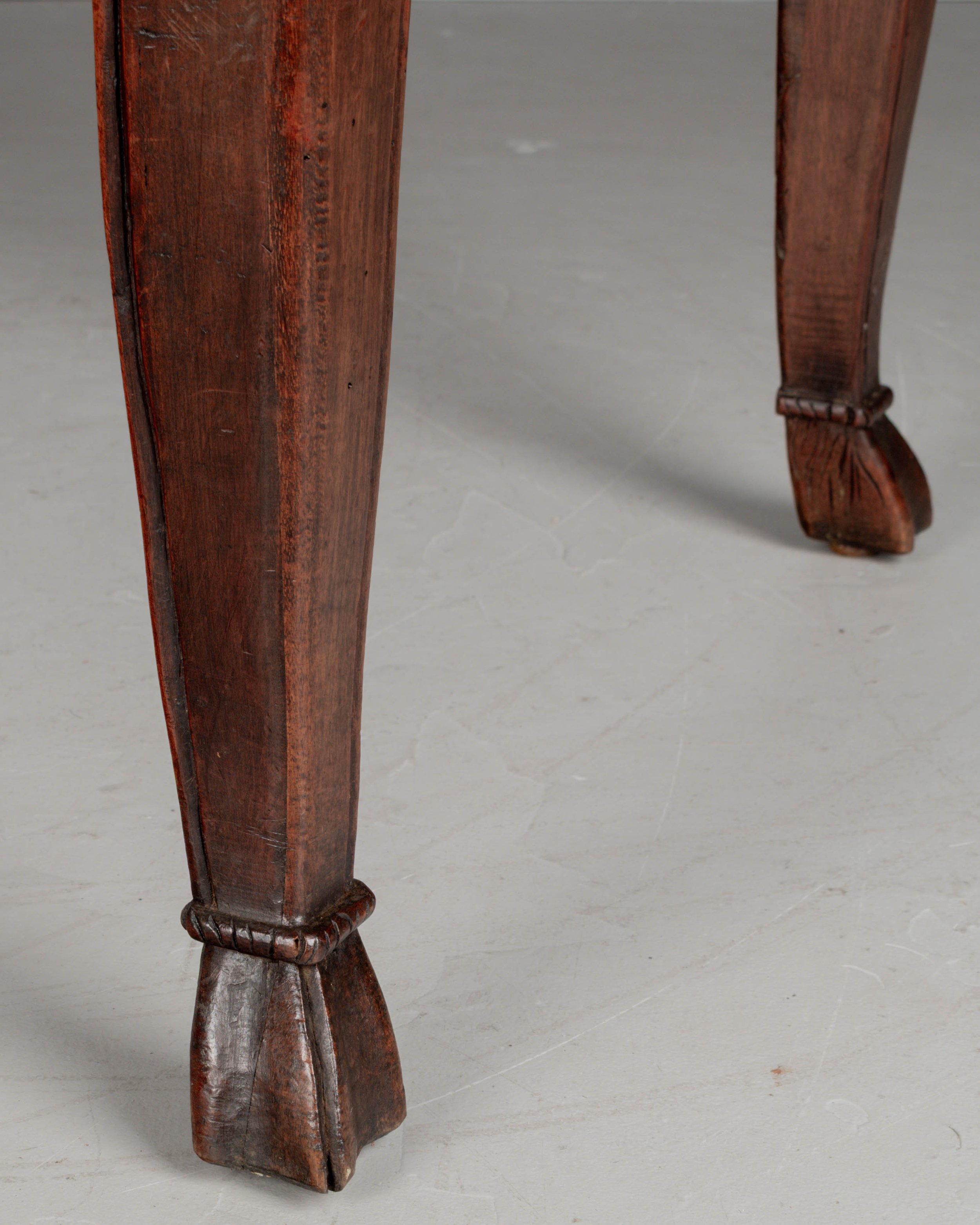 19th Century Italian Portefeuille  or fip top Walnut Dining Table