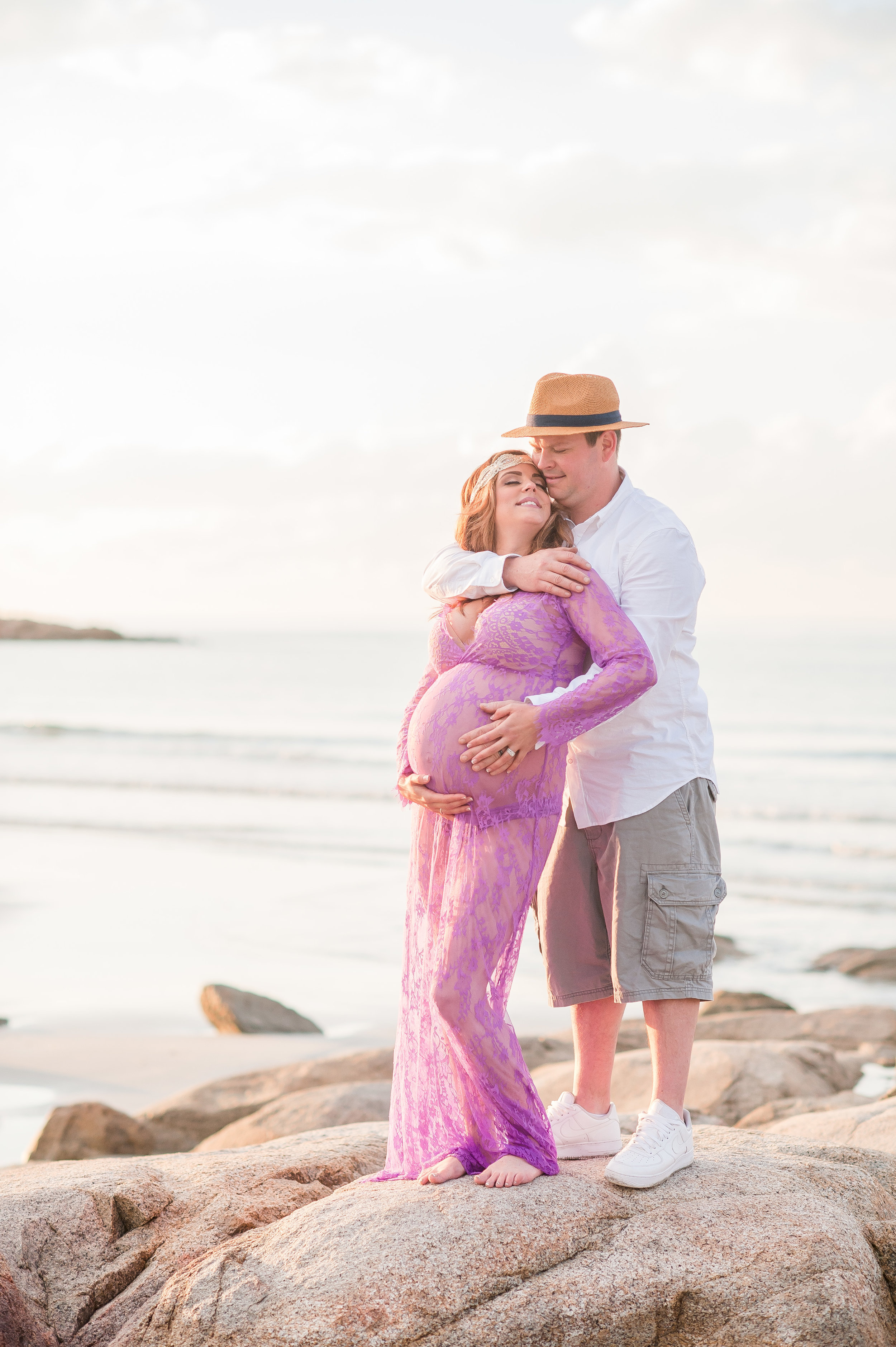 Jenna and Rob Wingaersheek beach maternity-97.jpg