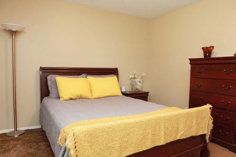 Pinewood Apartments Midtown Tulsa