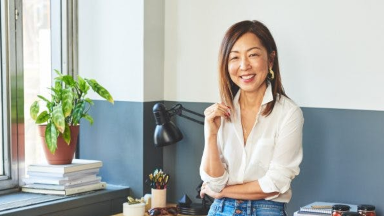 eckfeldt.com - lauryn chun.png
