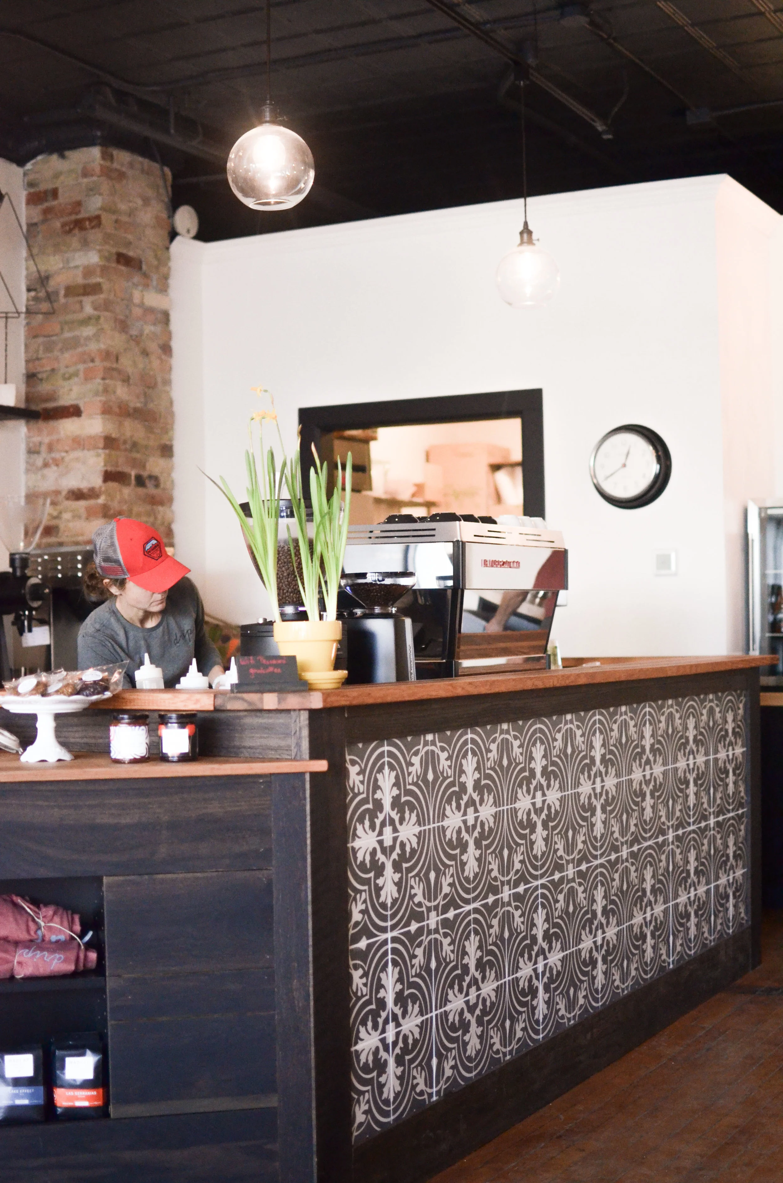 Wendling_Boyd_Drip_Coffee_Holland_Michigan_Coffee_Culture-6.jpg