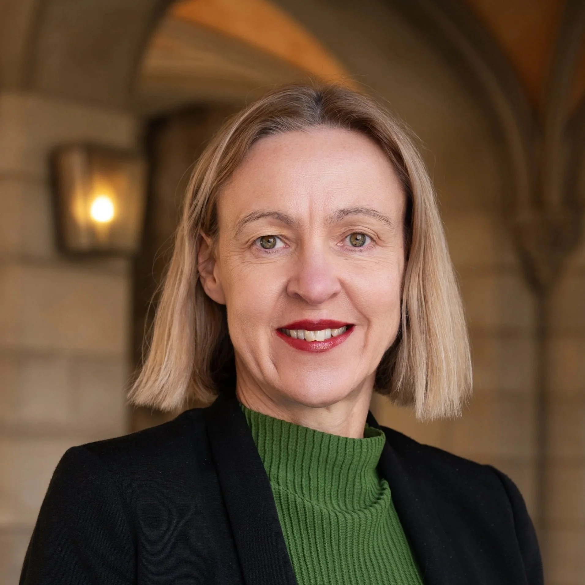 Prof Melissa Russell 