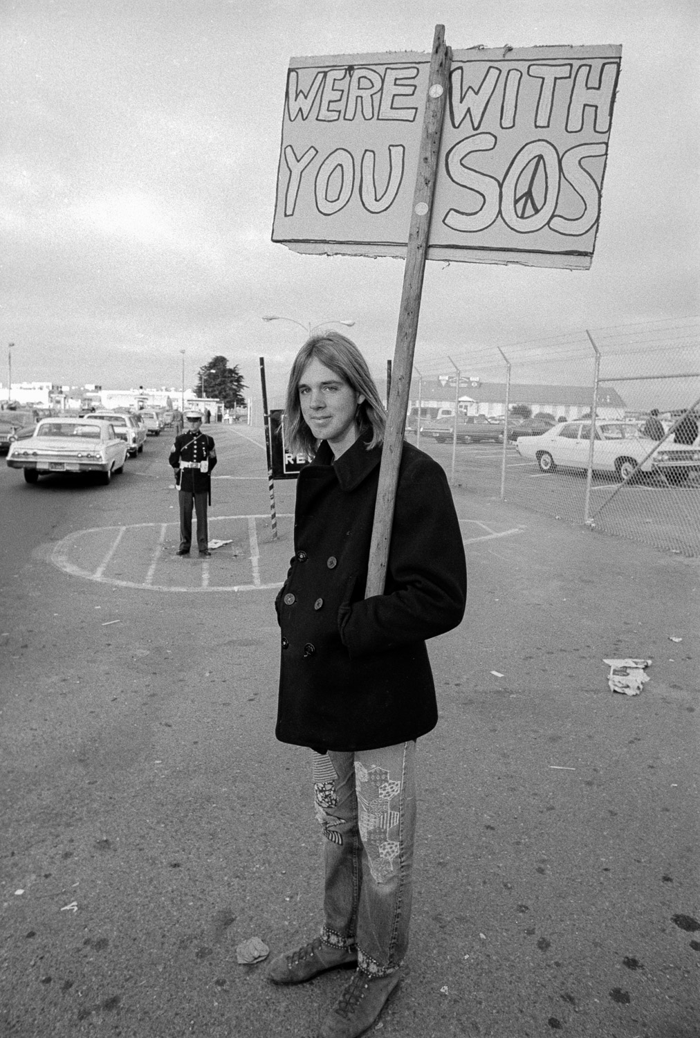  Civilian supporters from Oakland, Berkeley and San Francisco turned out often to support the SOS sailors' anti-war petition campaign. 