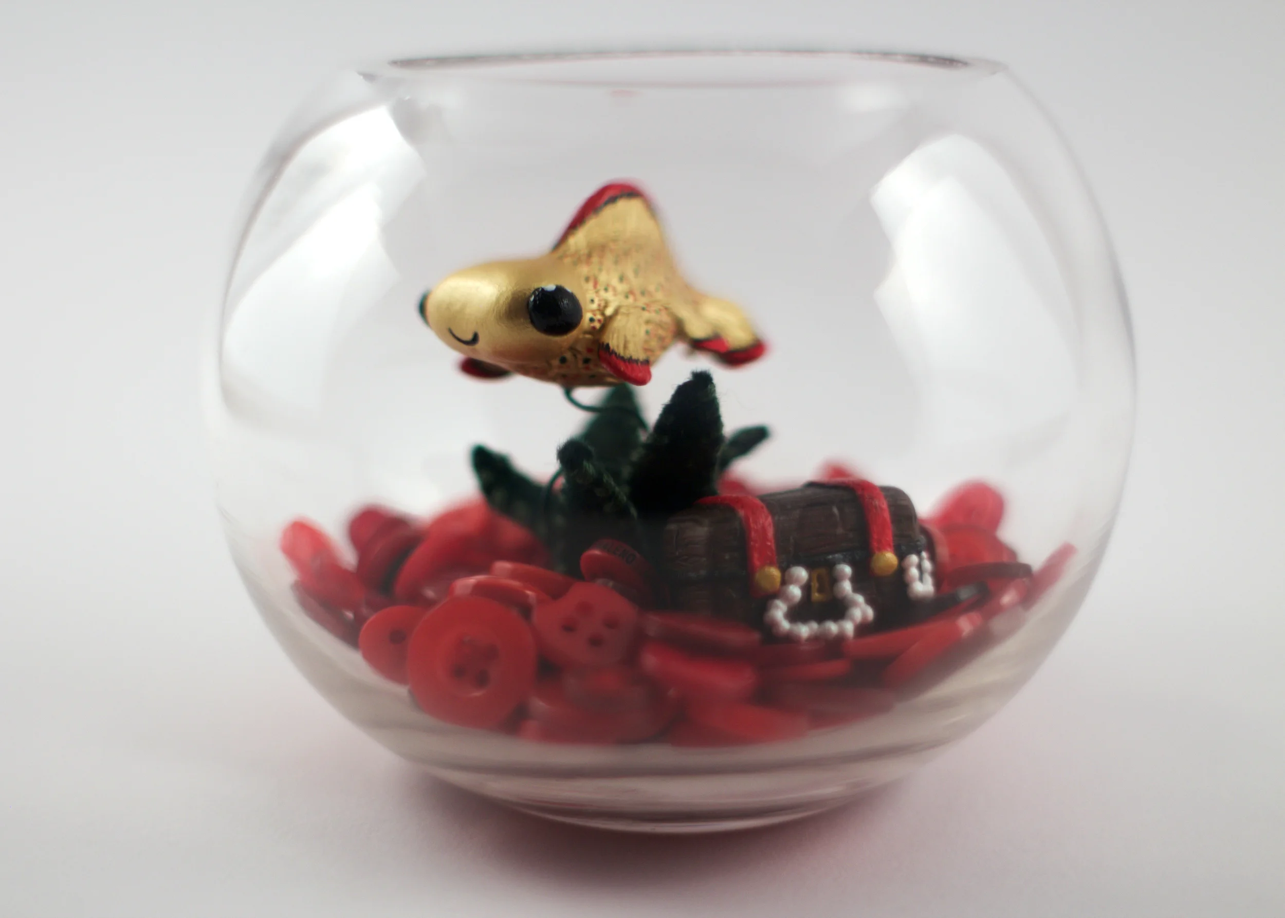 Fishbowl_gold.jpg