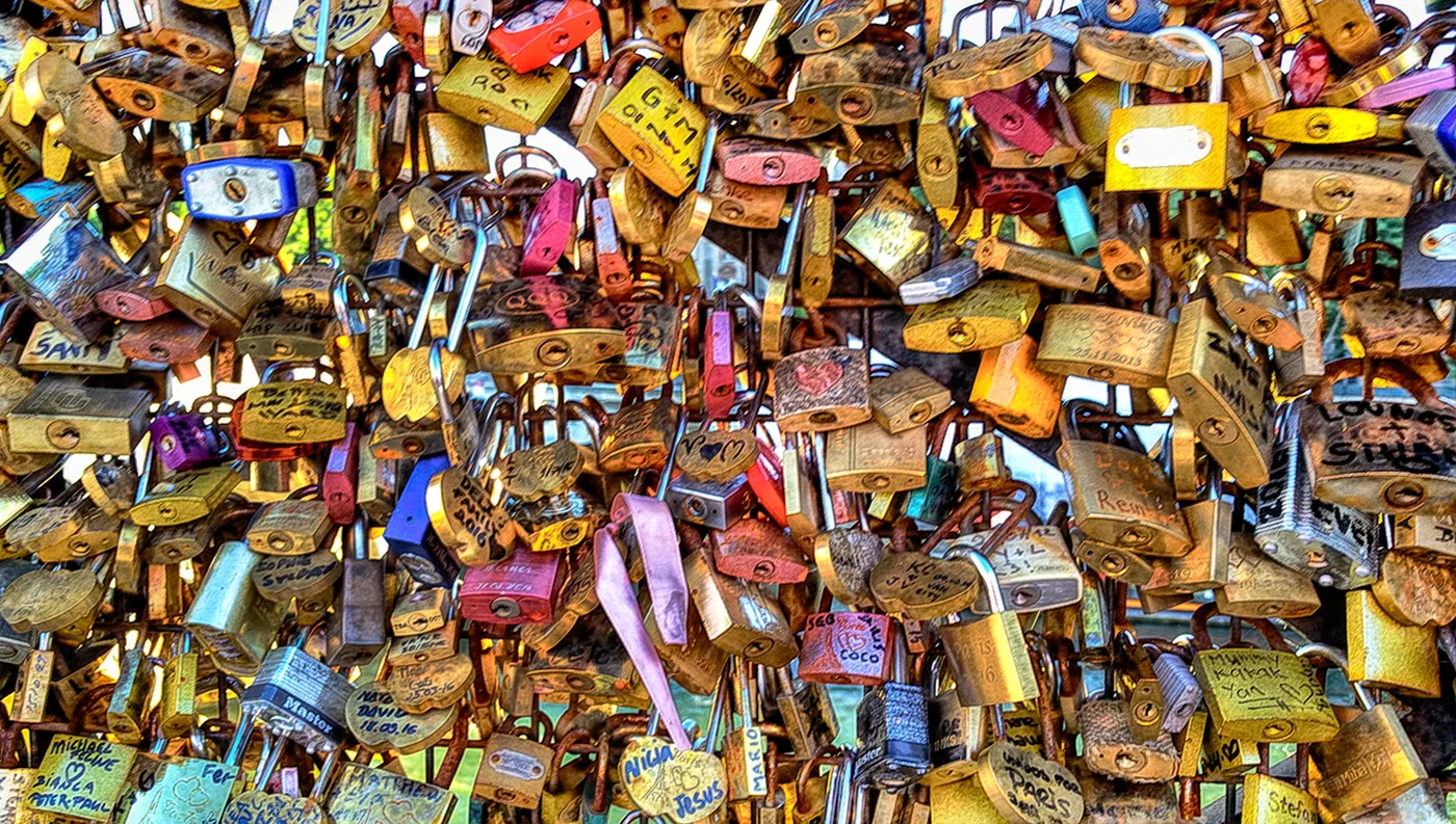 Love locks