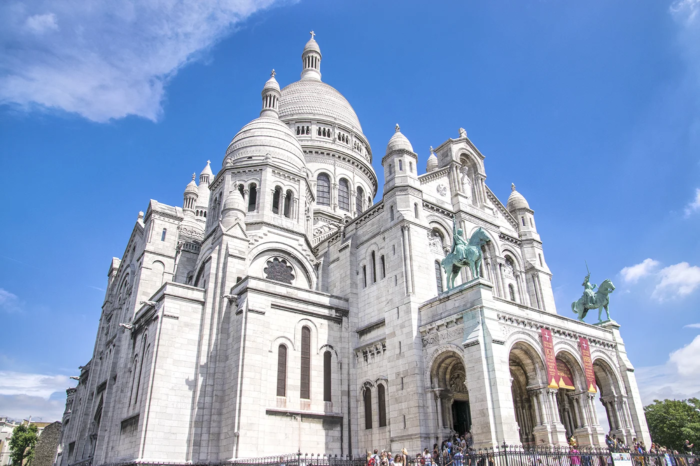 Sacred Heart Basilica of Montmartre (Sacre-Coeur),