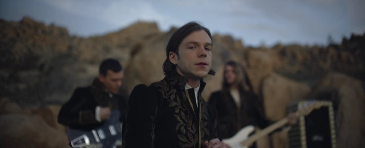 Watch Cage the Elephant's Western-Influenced Trouble Video - American  Songwriter