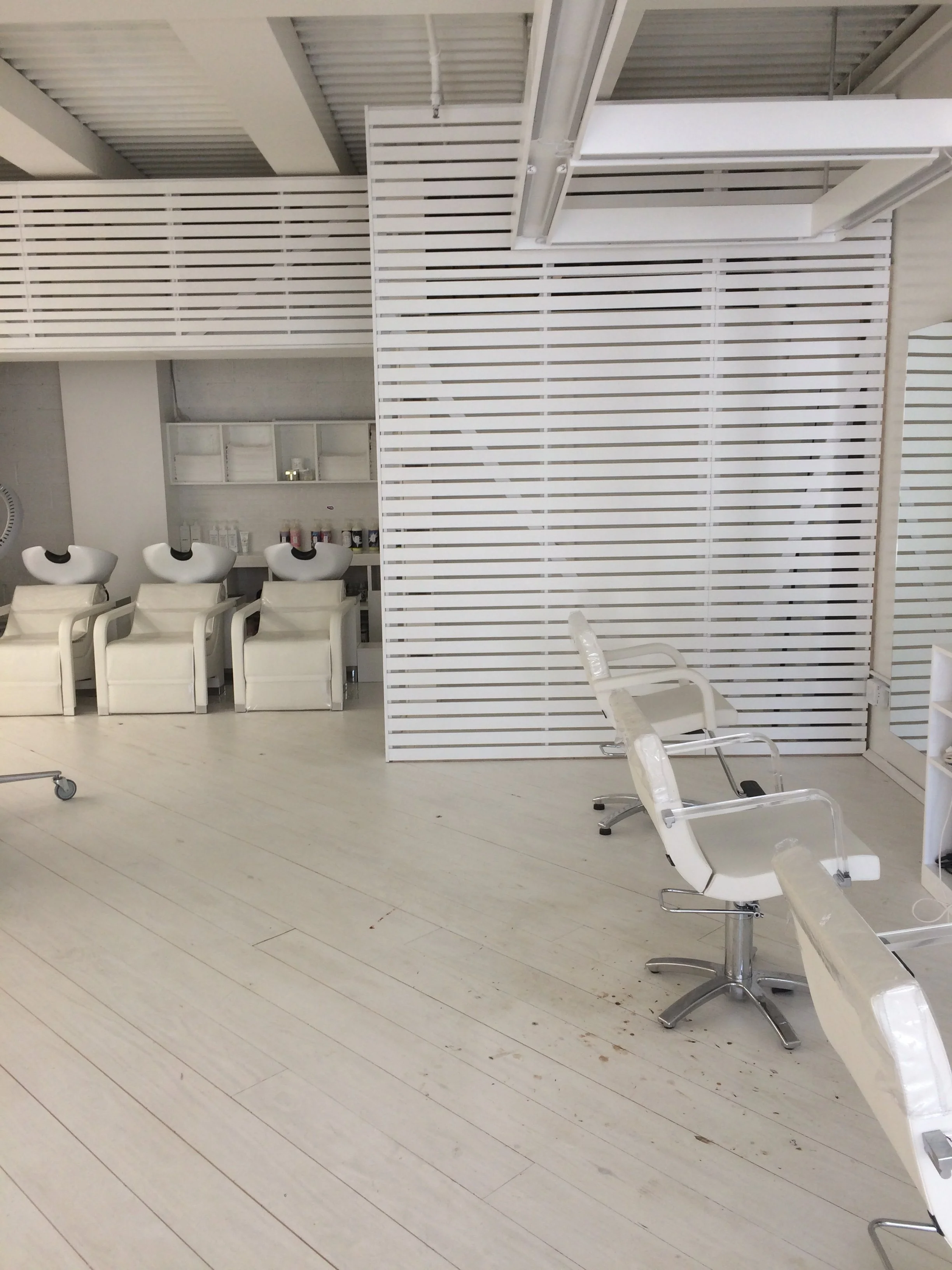 White Room 08.JPG