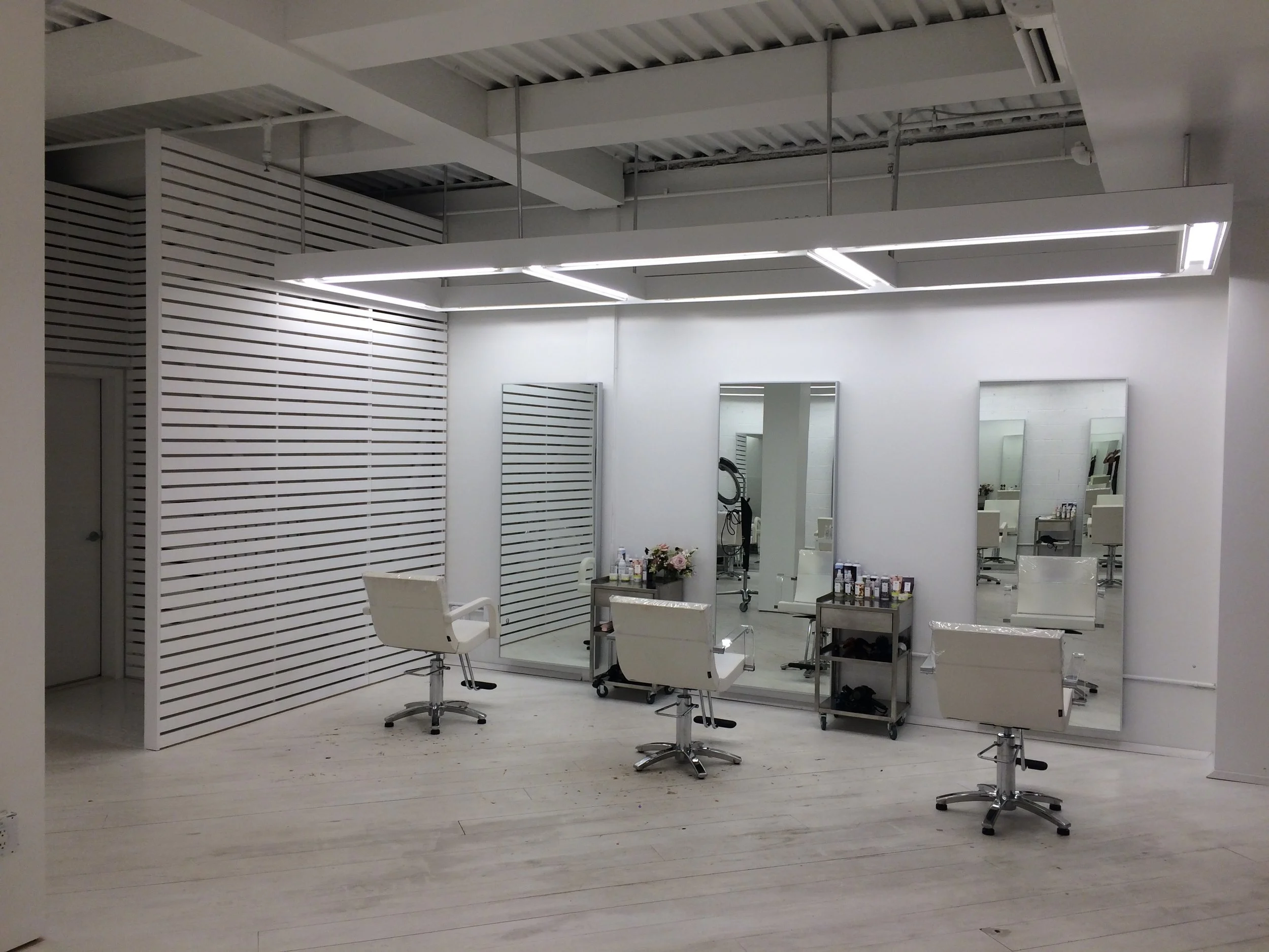 White Room 18.jpg