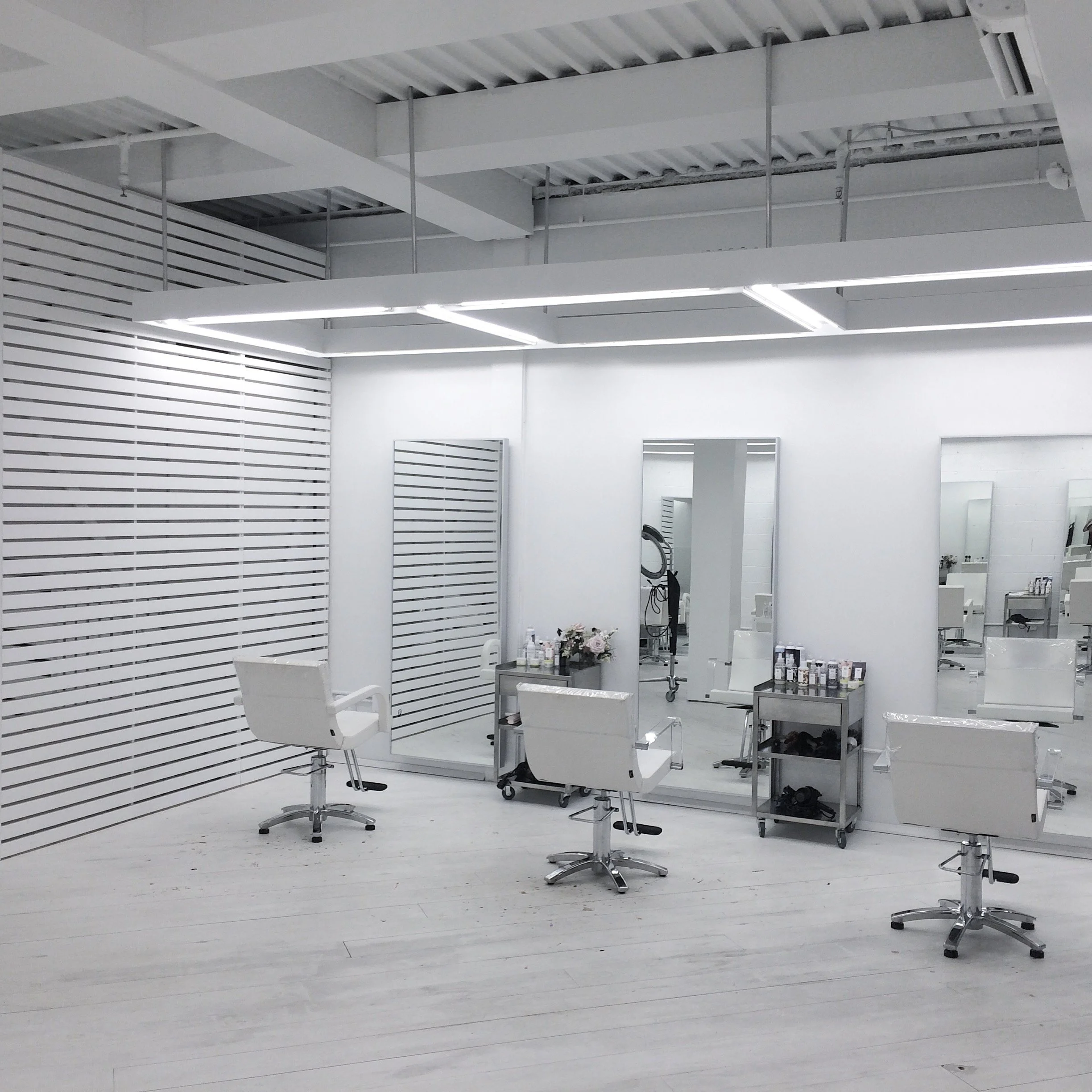 White Room 21.jpg
