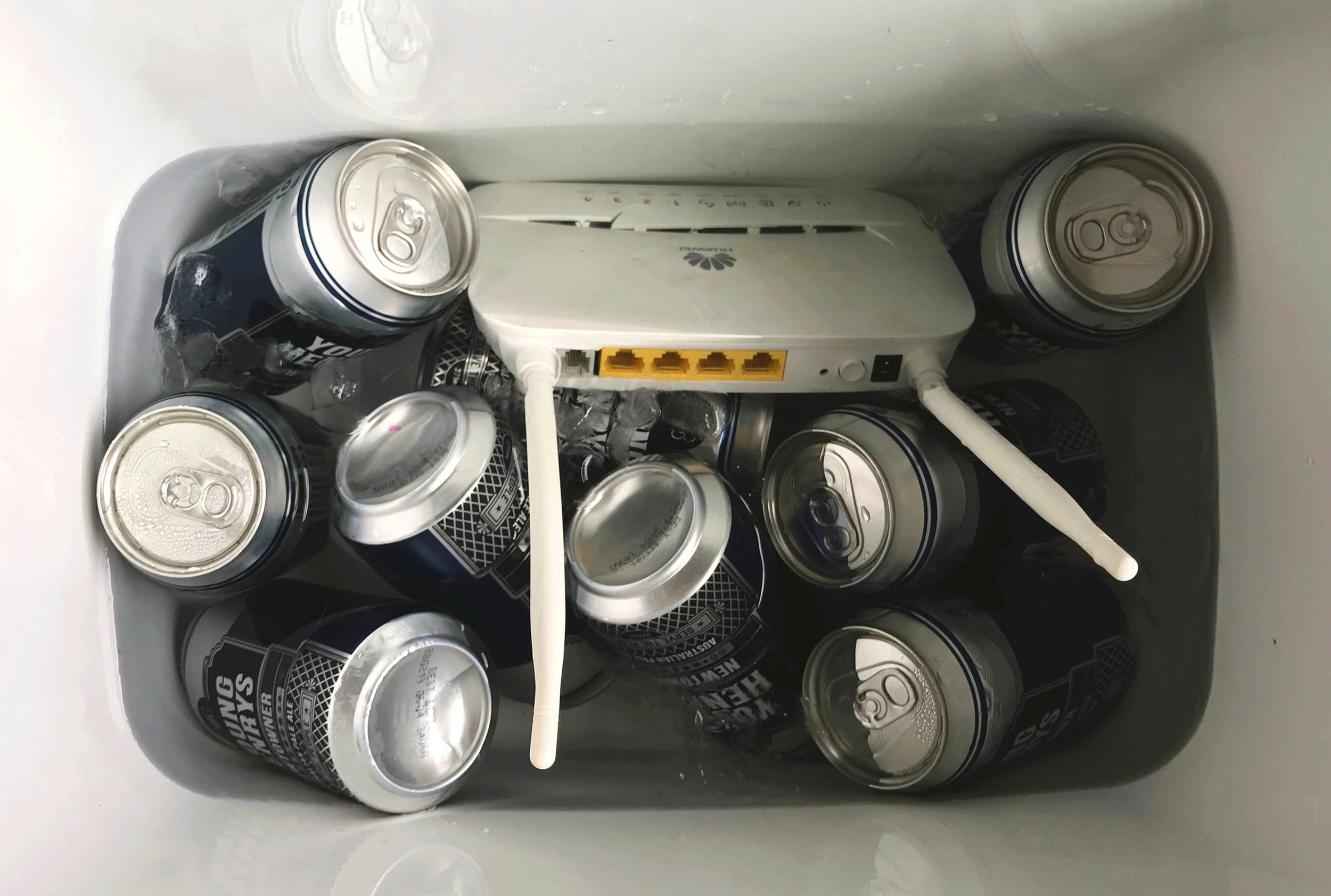 Stan - 10 Beer Esky Modem.jpeg