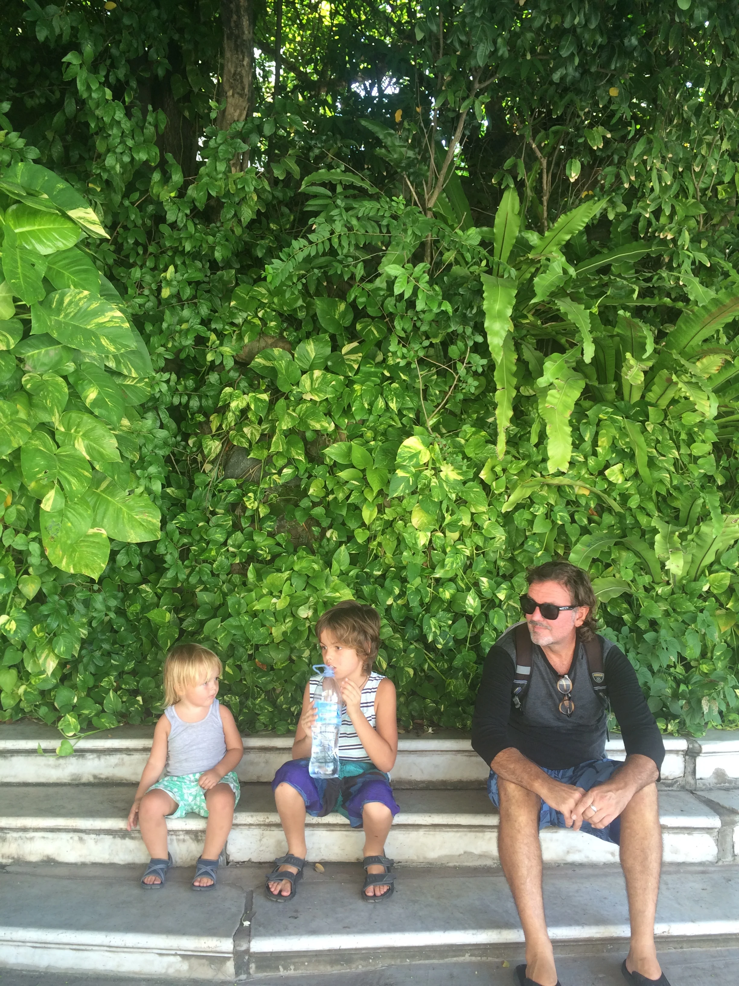 escaping the sun at the Royal Palace. its hot hot hot here.