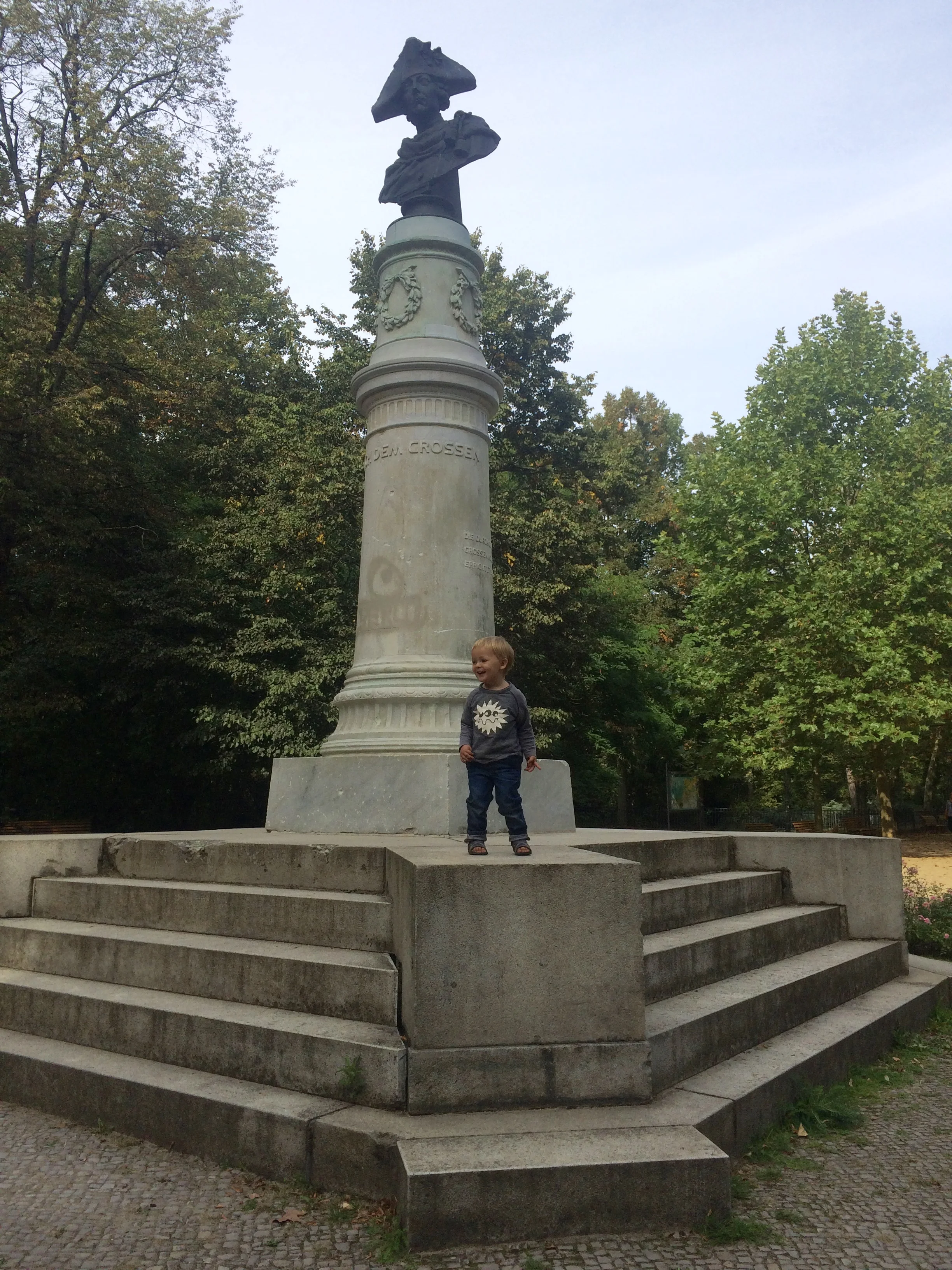 we found this statue and hugo thought it was a stage and hugo kept screaming halleluja i don't know why?