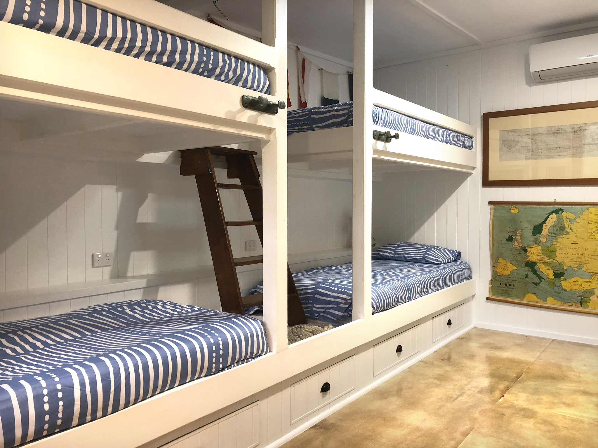 bunkbeds.jpg