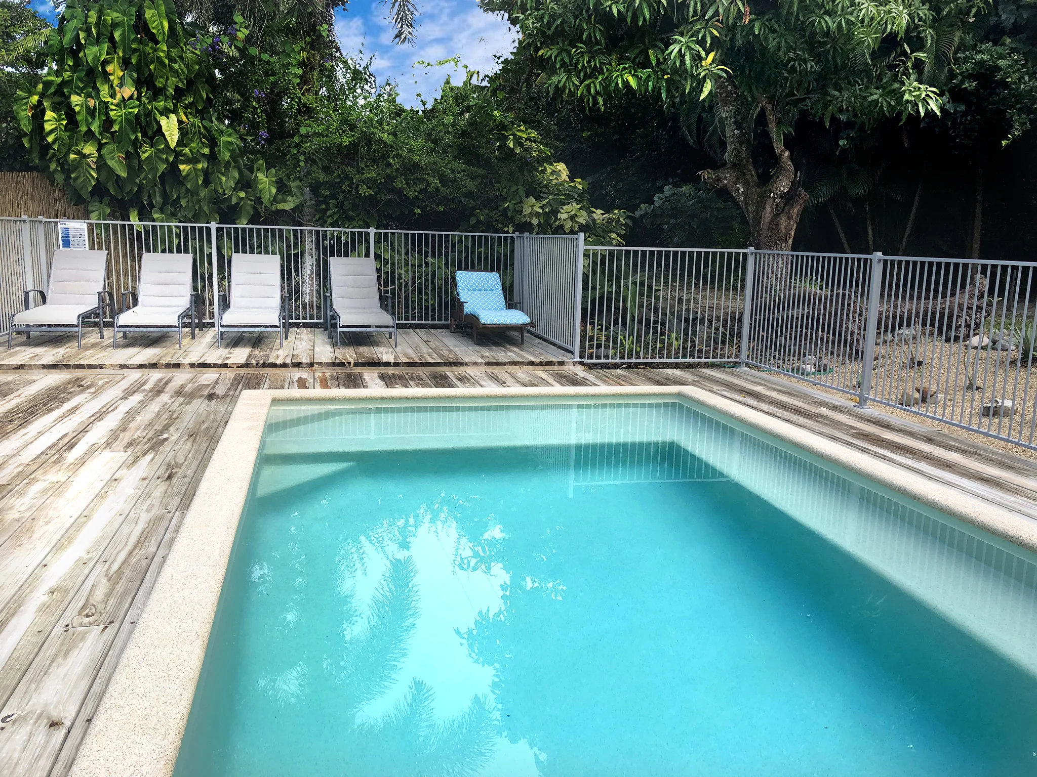 pool.jpg