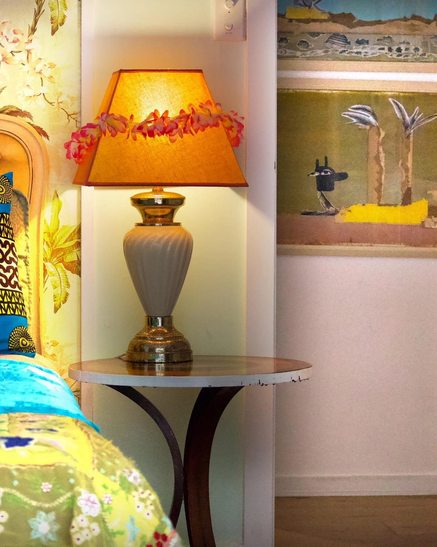 Our beach house is a sanctuary designed to nourish your artistic spirit. We have the 3rd to the 8th June and then from the 28th September  #ArtistsBeachHouse #PortDouglasArtists #BeachHouseParadise #ArtisticRetreat #InspirationOnTheCoast #CreativeEsc