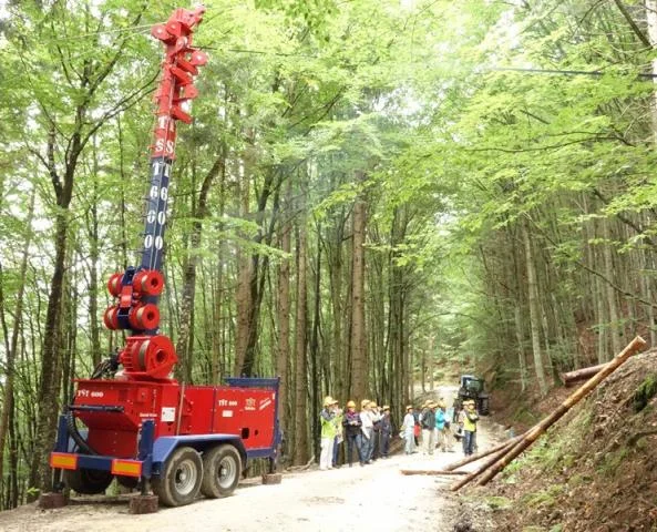 TST 600 Anhängerversion / on trailer