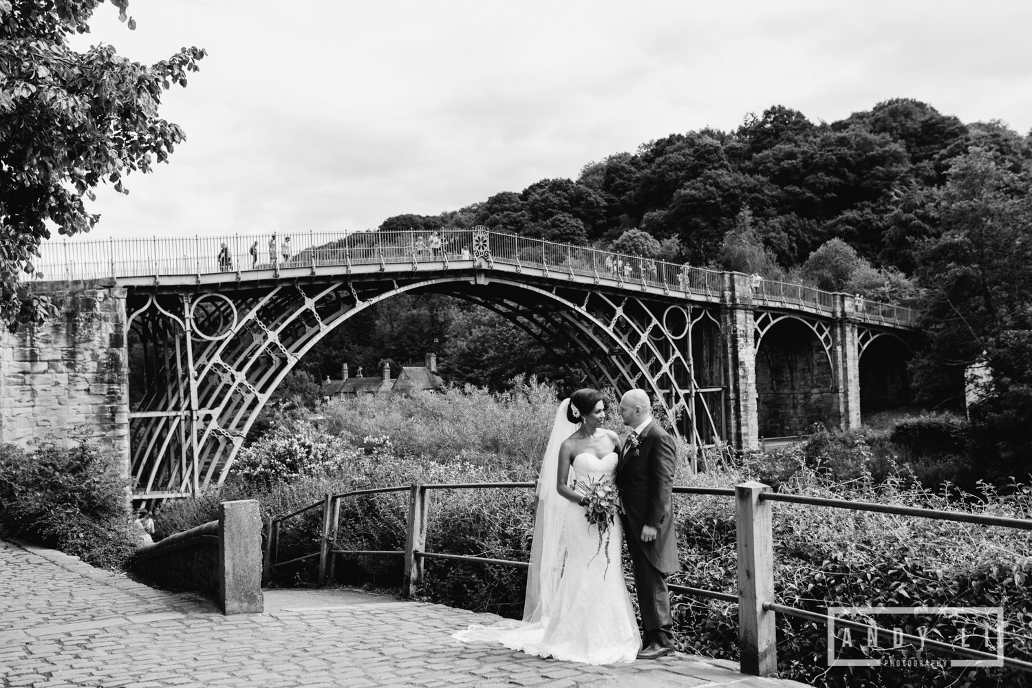 Enginuity Ironbridge Shropshire Wedding Photographer-084.jpg