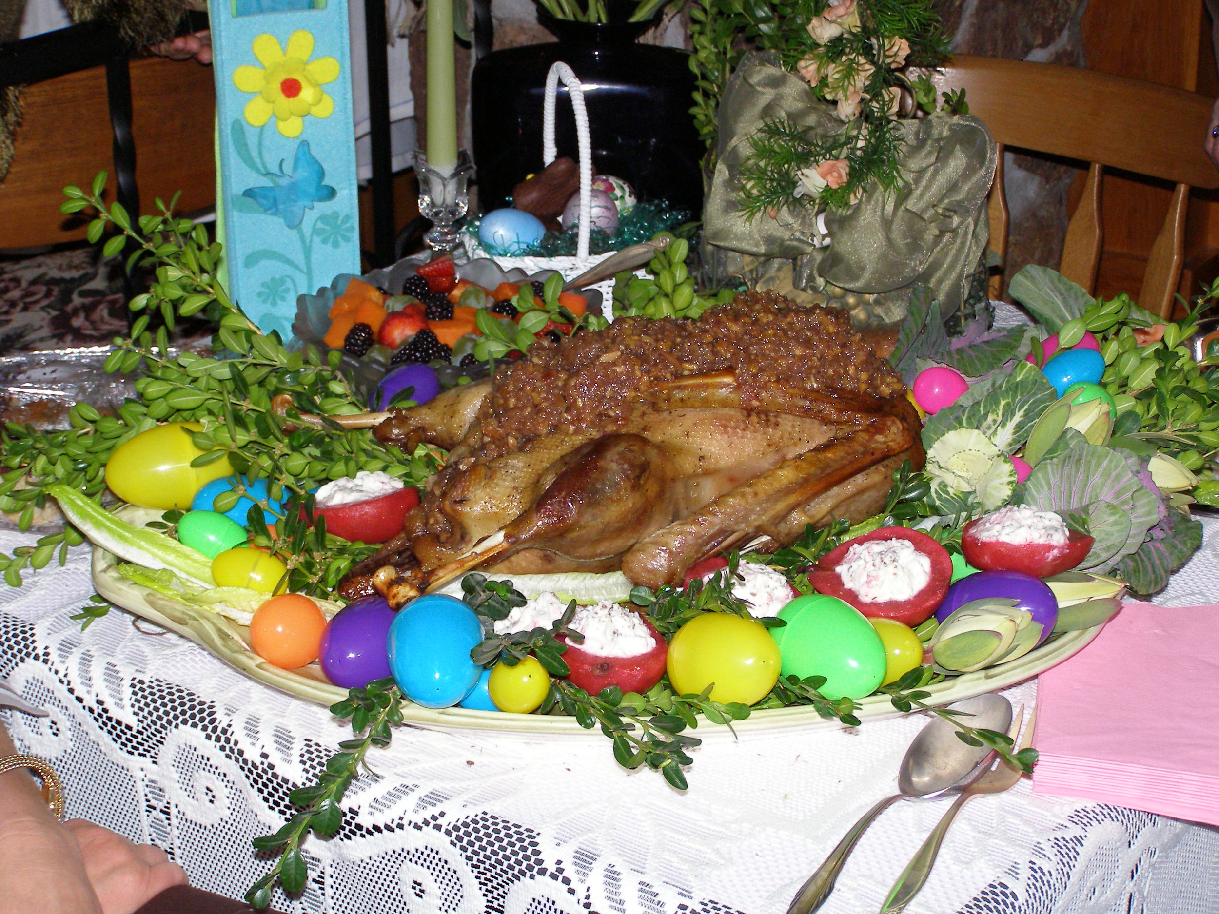 Easter table3.JPG