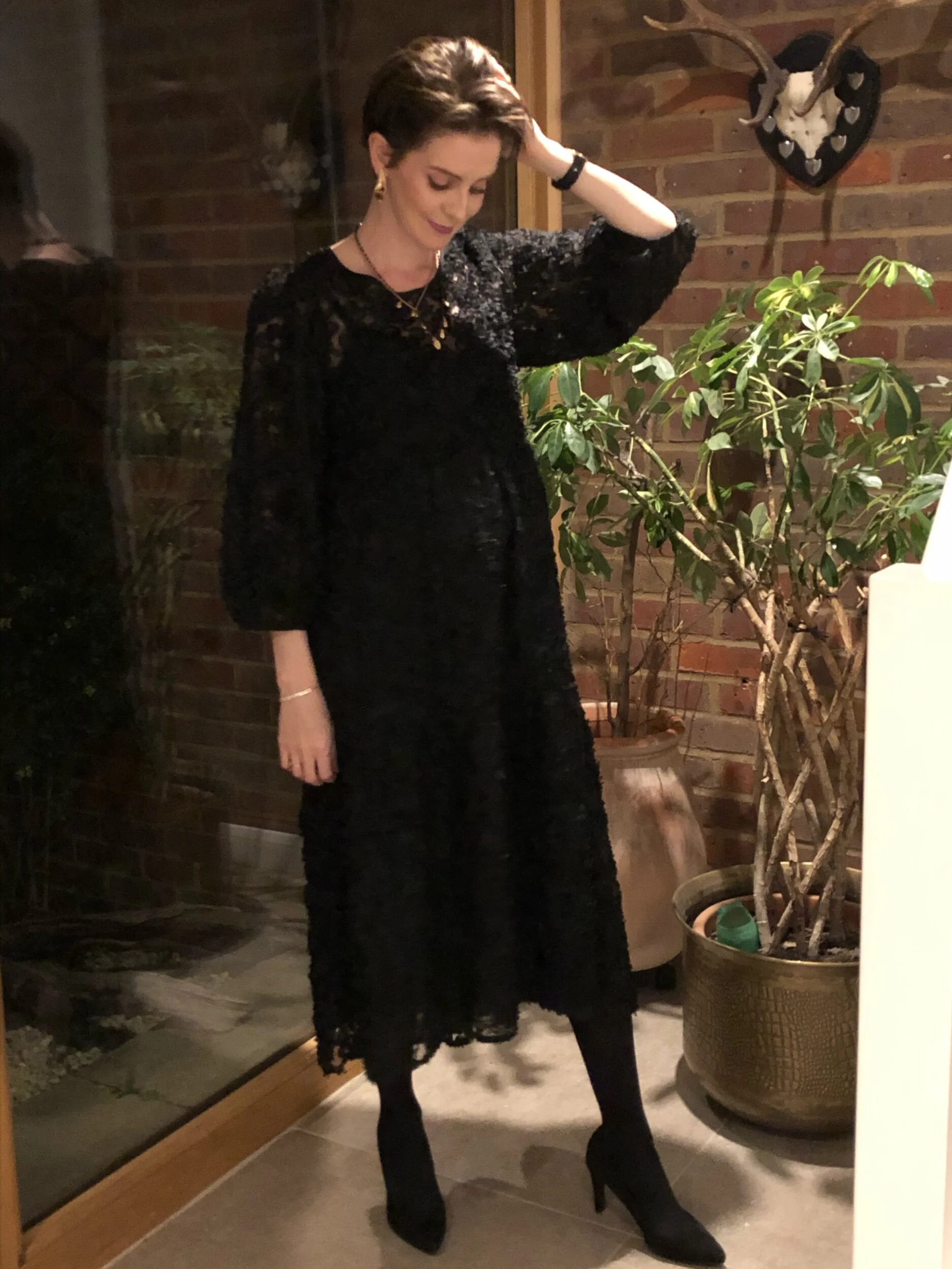 Ready for a hen party. Not so crazy about my shoes but had such sore heels I couldn’t go higher. Could of gone flat but wanted to feel a bit ‘party’ !