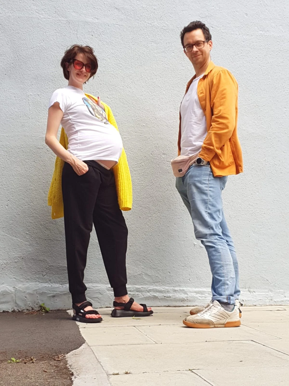 Here with my husband 38 weeks pregnant !