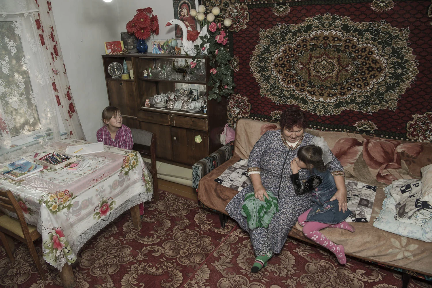 kyrgyzstan-soviet-union-grandparent-carers-jo-kearney-balykchy-photography-video.jpg