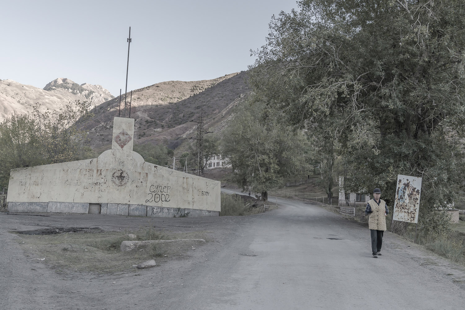 min-kush-jo-kearney-photographer-photographs-video-videographer-uranium-mining-town.jpg