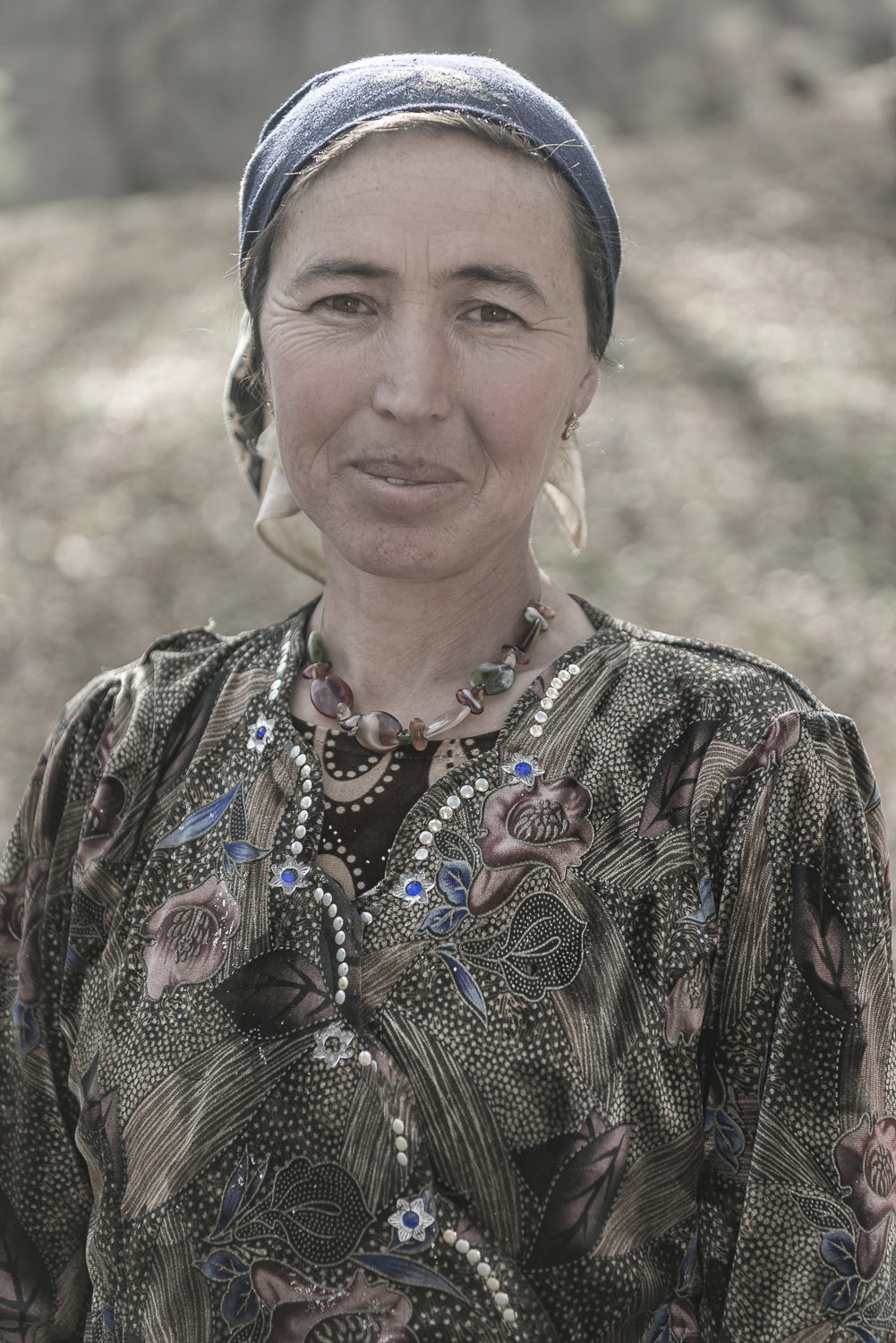 portrait-kyrgyzstan-arslanbob-woman-traditional-jo-kearney-photography-video.jpg
