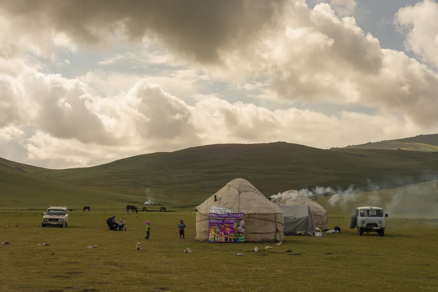 jo-kearney-photography-video-kyrgyzstan-nomads-yurts.jpg