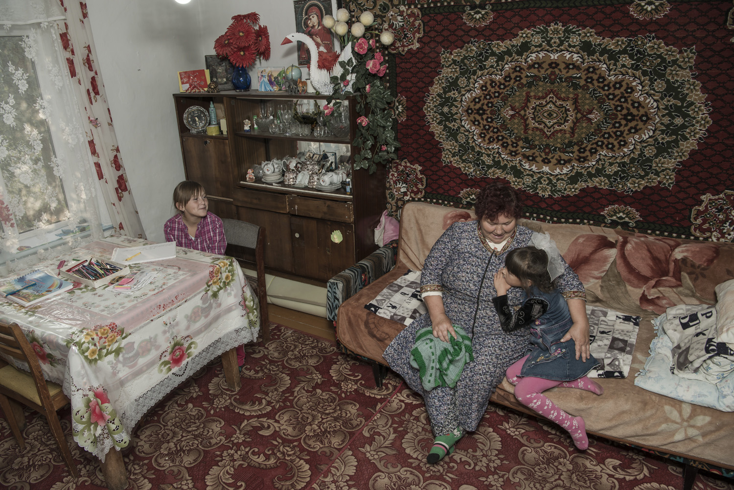 Soviet-Kyrgyzstan-home-elderly-jo-kearney-photography-video-grandparents-caring-soviet-kyrgyzstan-5.jpg
