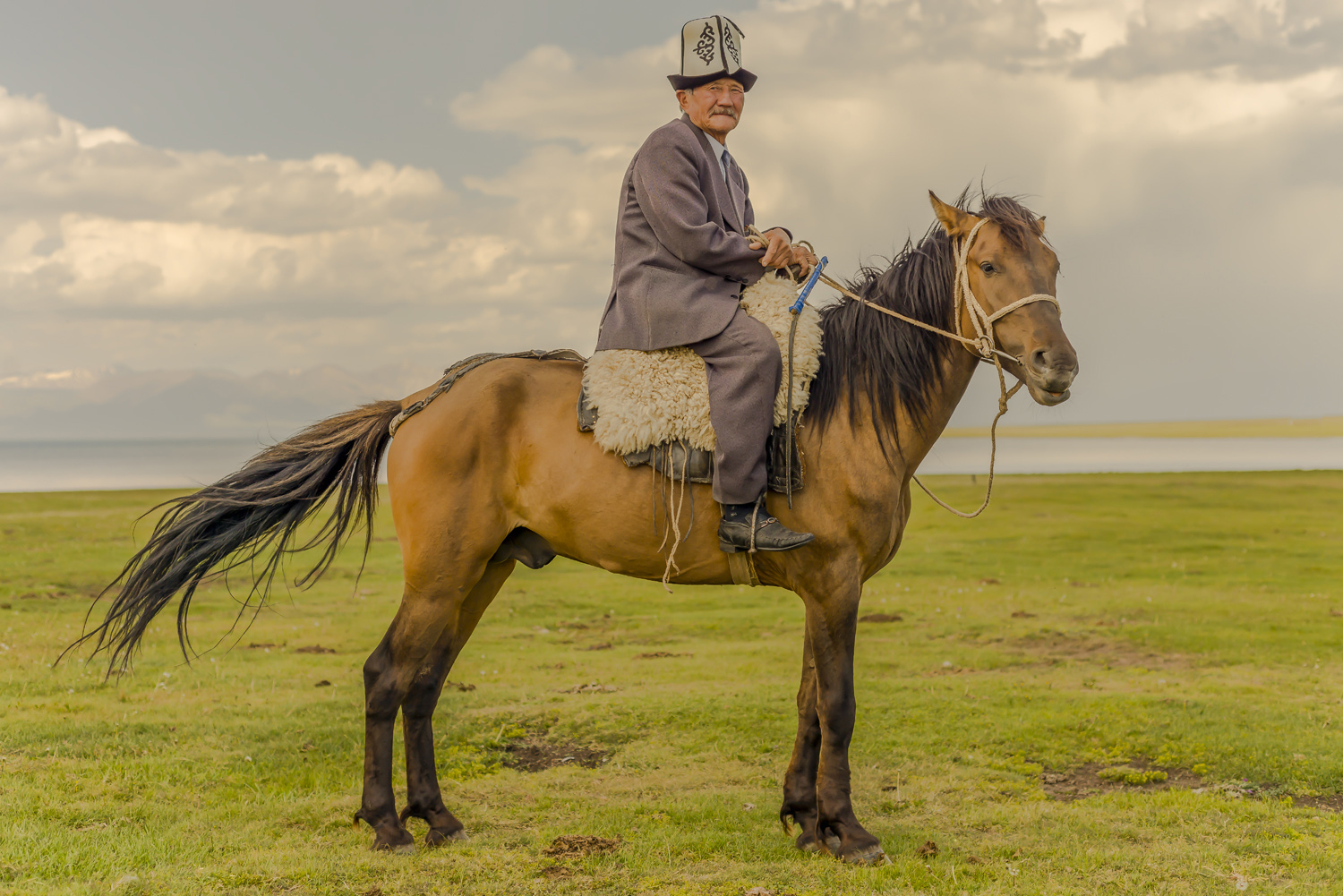 kyrgyzstan-nomads-lake-song-kul-jo-kearney-video-photography-soviet-kyrgyz-horseman-riding-horse-traditional.jpg