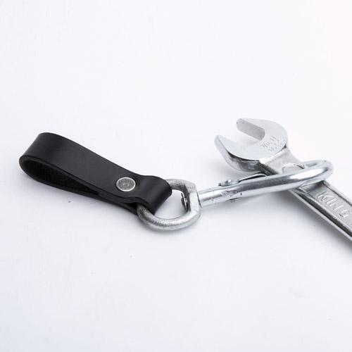 Flat spanner carabine clip1.jpg