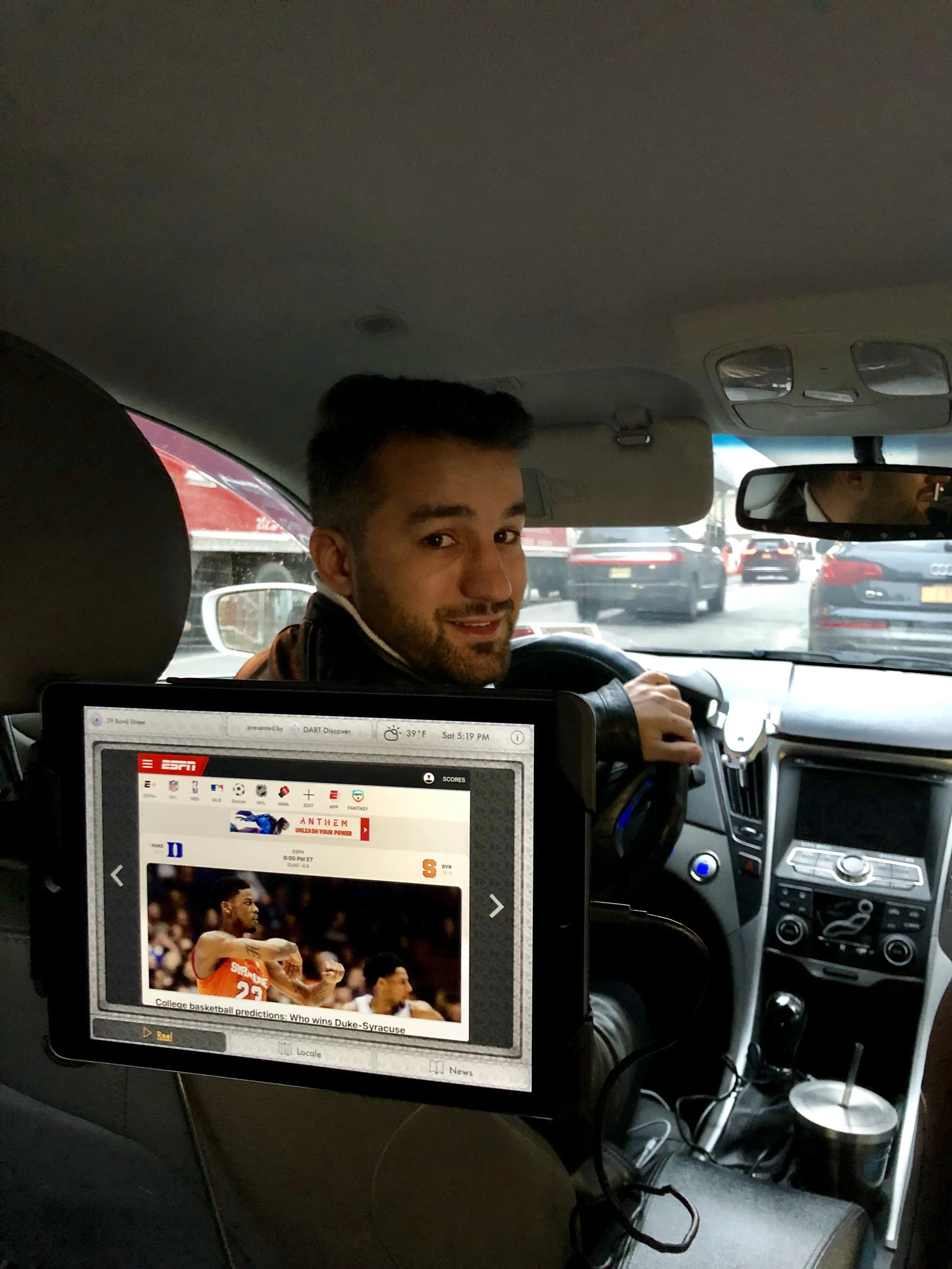 “More tips, 5 star ratings for an amazing backseat experience!”