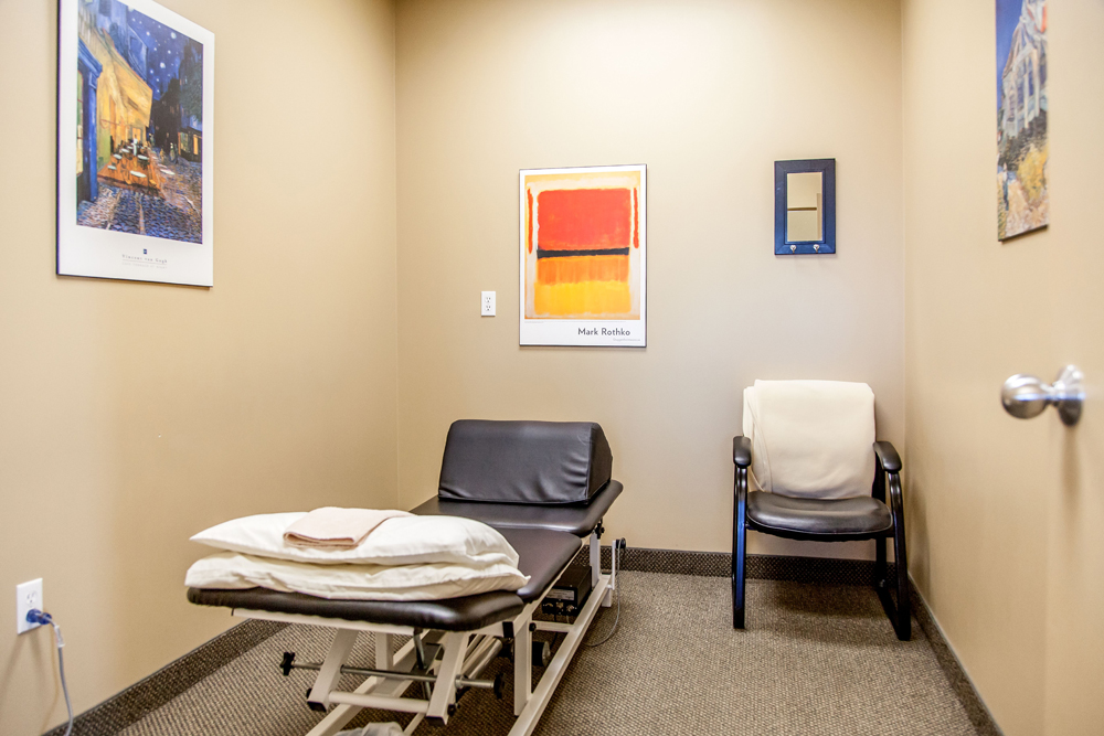  We have 2 private treatment rooms for patients wanting a quieter and more private environment. &nbsp;These rooms are also used for treatments of infants and pelvic floor issues. 