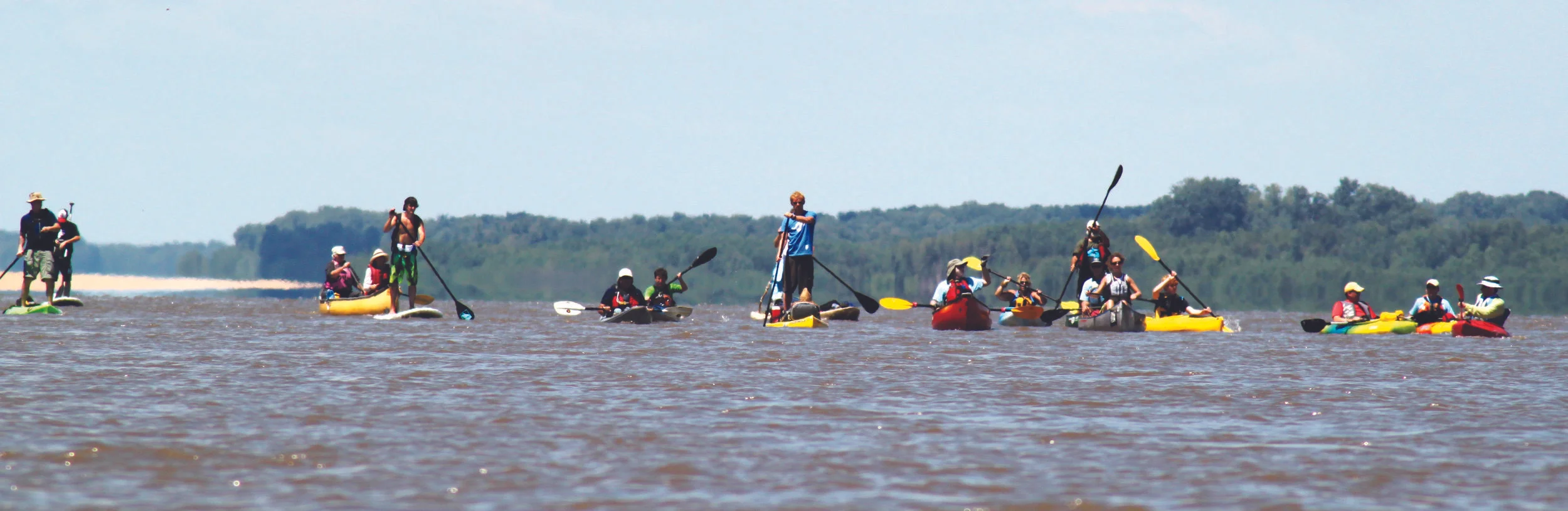On approach to Memphis with a crowd from the Wolf River Conservancy and Bluff City Canoe Club