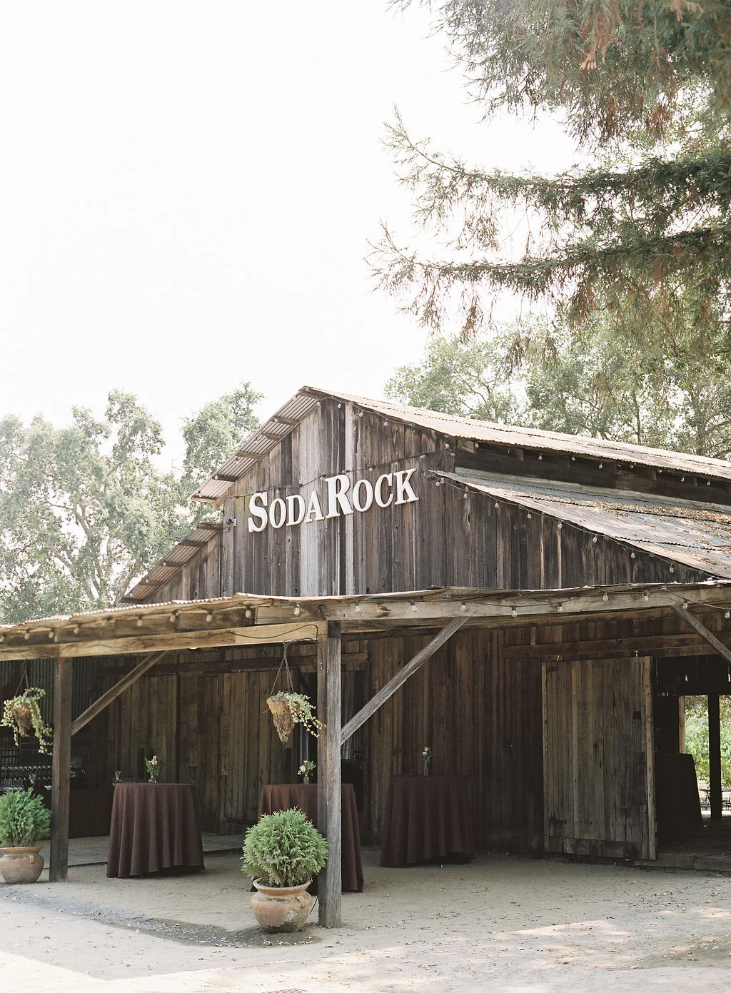 Jen+Matt-Soda-Rock-Wedding-Photographer-napa-sonoma(83of666).jpg