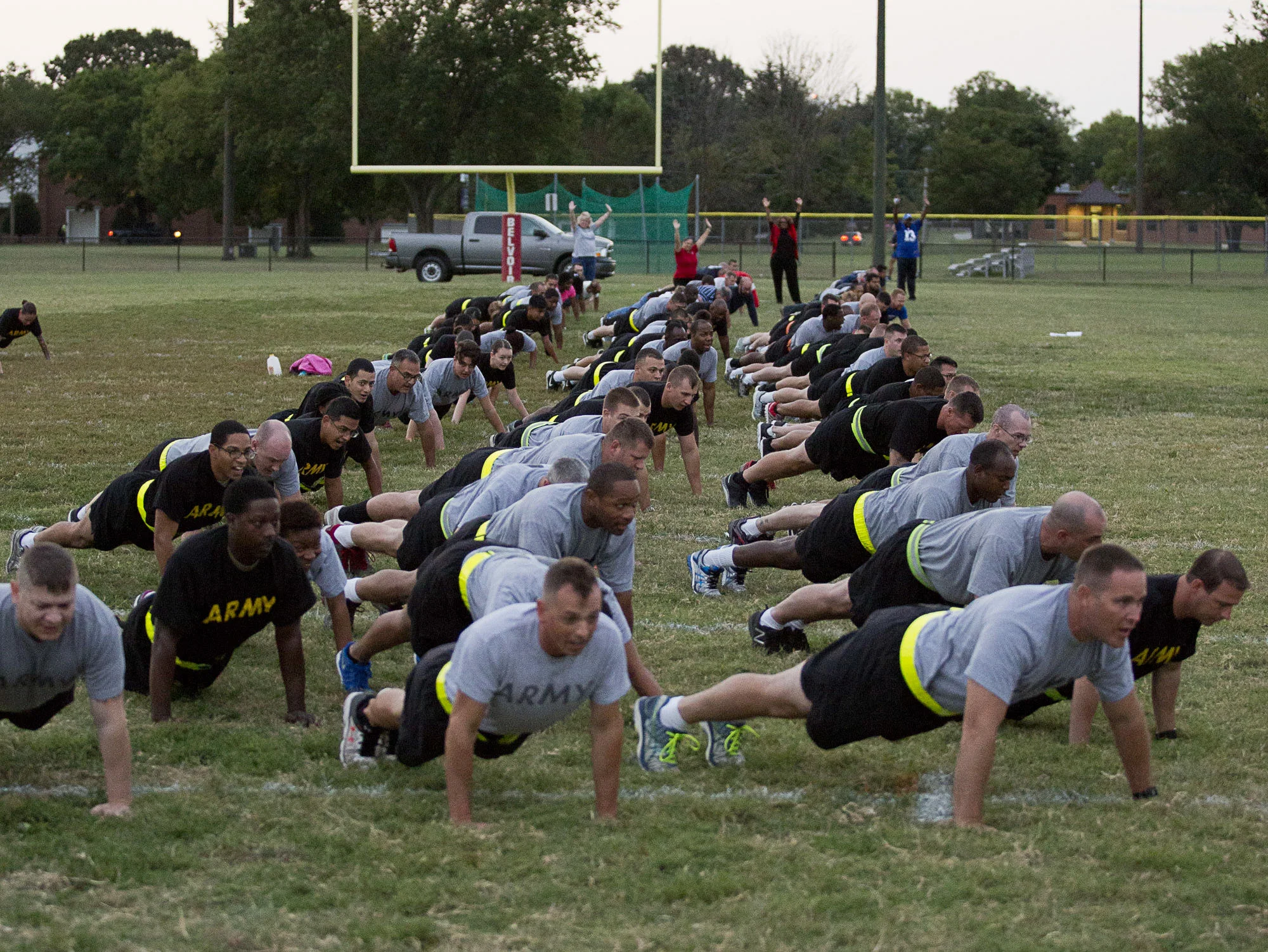 22 Pushups-15Sep2016-Lara-30.jpg