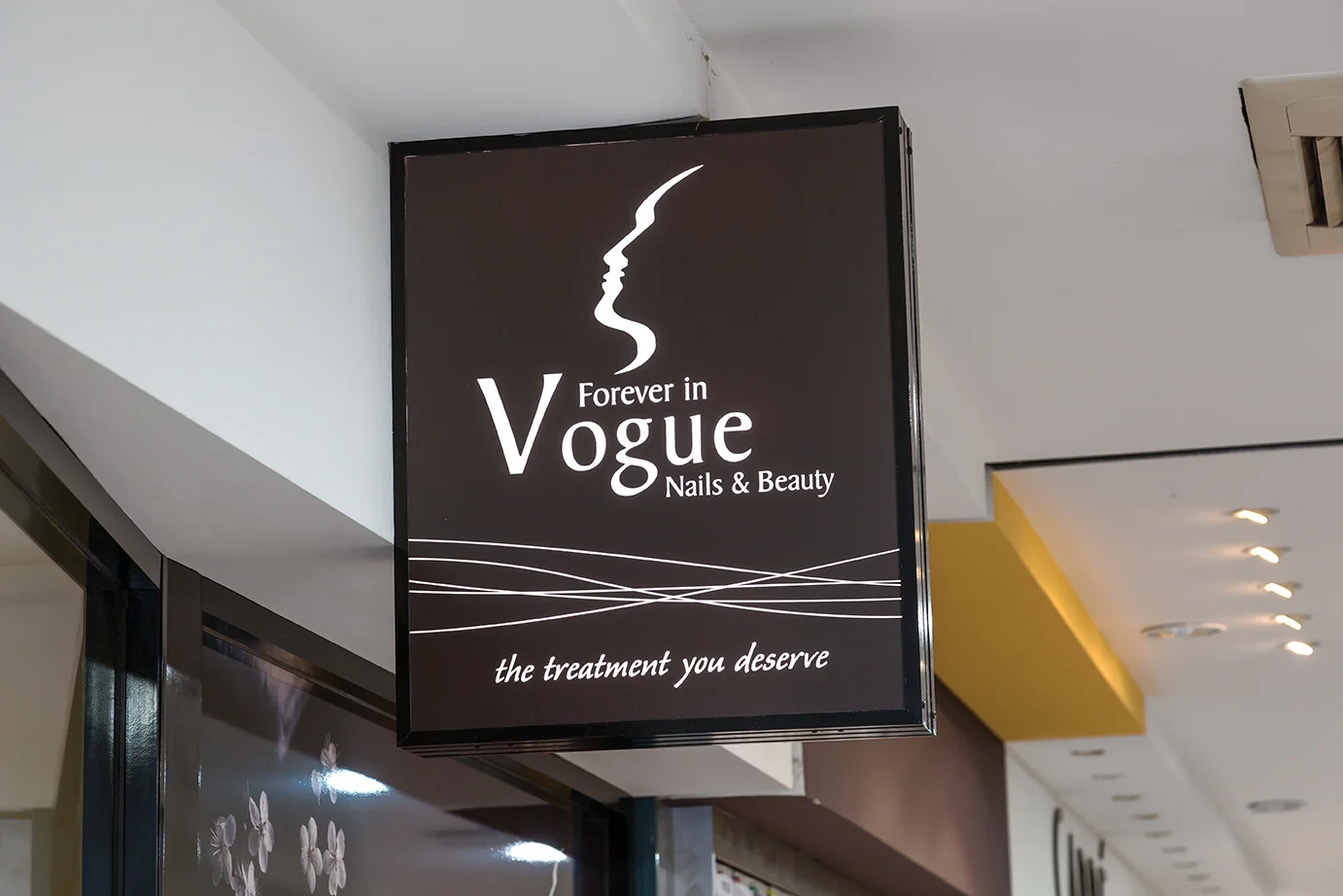 Vogue.jpg