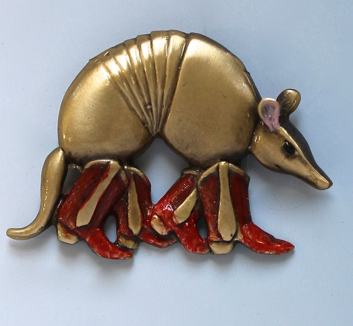 Brass Menagerie Tex pin-pendant.jpg
