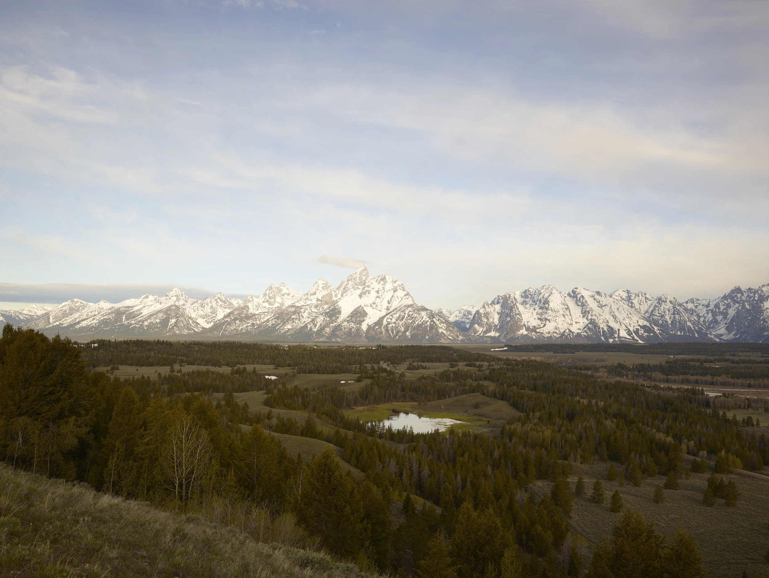Test exposures reveal a sky that is far brighter than the terrain. Because the sun is rising directly behind the camera, a polarizer will not work here. This image needs a grad filter.