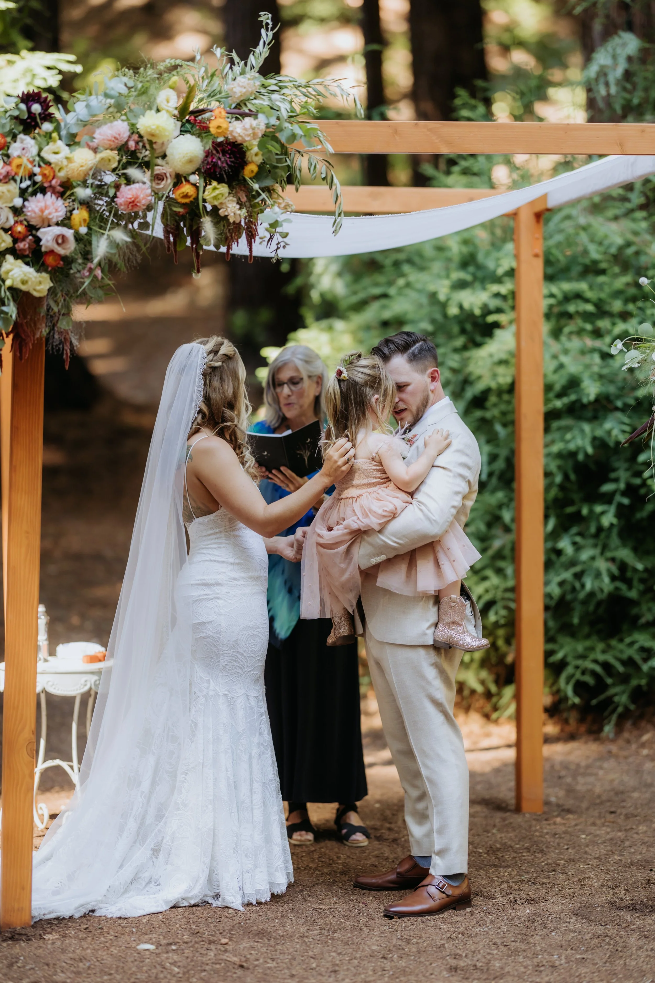 Danielle_and_Max_Waterfall_Lodge_Wedding_sSanta_Cruz_Wedding_Photographer_Kassandra_Thomsen_Photography (302 of 651).jpg