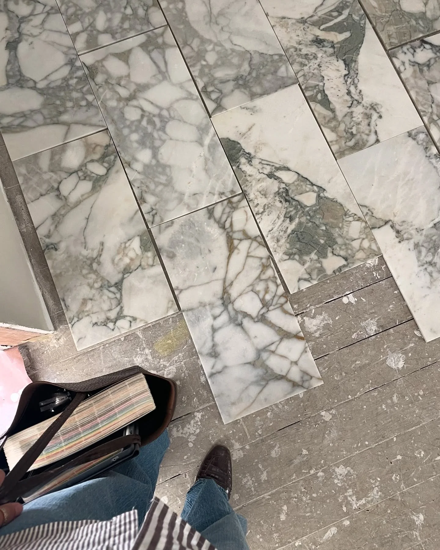 📍On Site: Russian Hill

Our talented team is busy transforming the top floor of this historic Greek Revival home into a spectacular primary suite. We have Calacatta Verde going down on the bathroom floor, several beautiful new skylights, spacious va